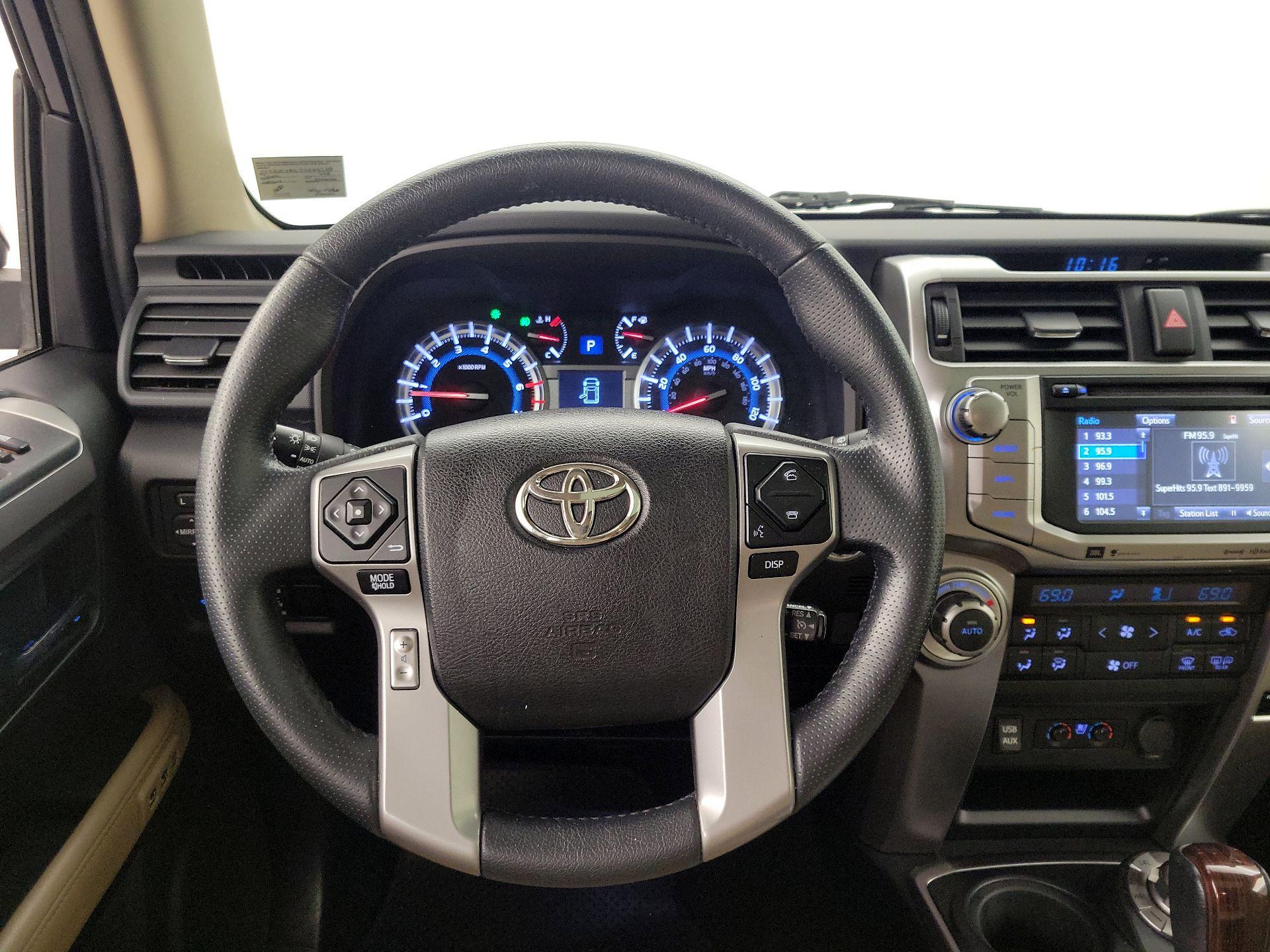 Thumbnail: 2018 Toyota 4Runner - 10