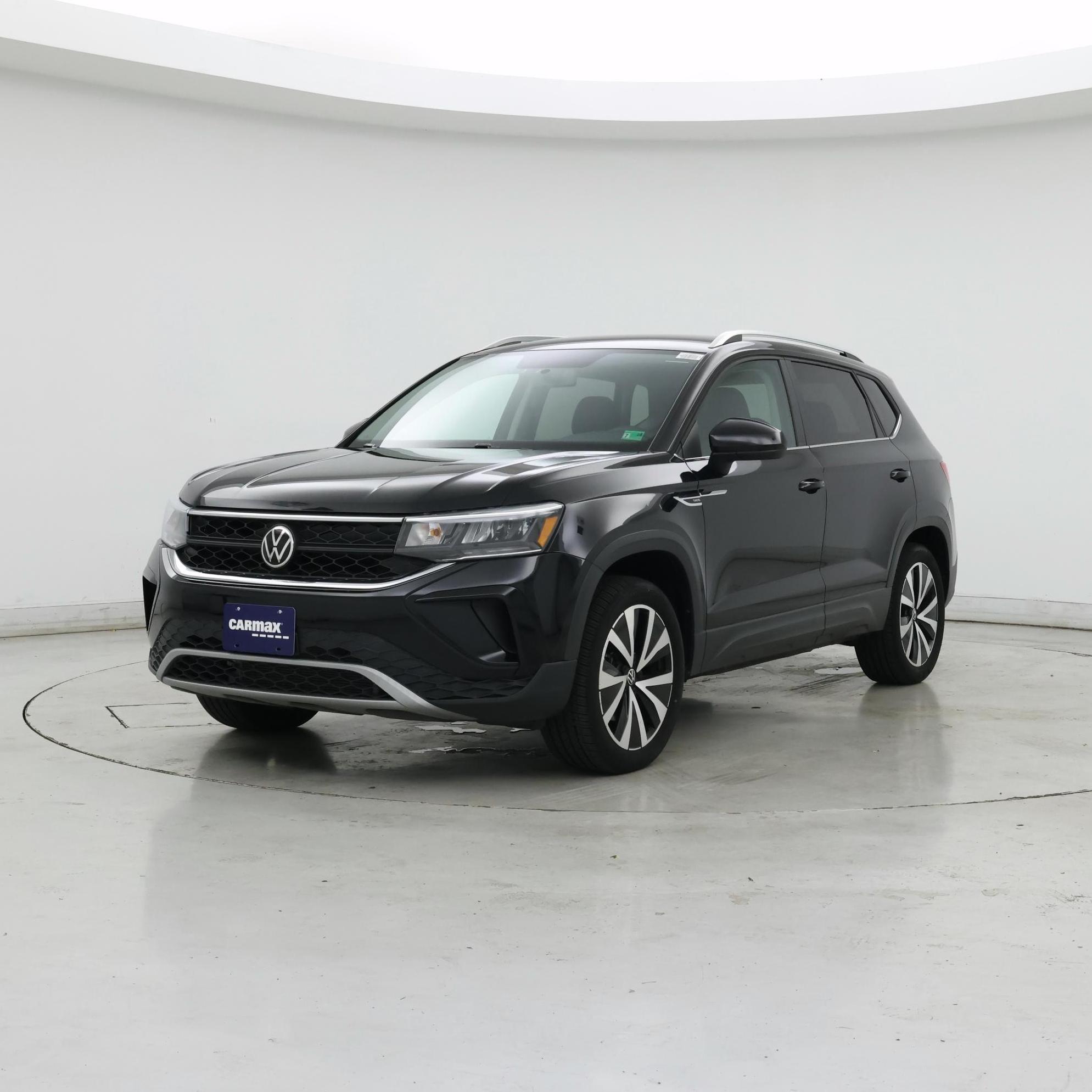 Thumbnail: 2022 Volkswagen Taos - 4