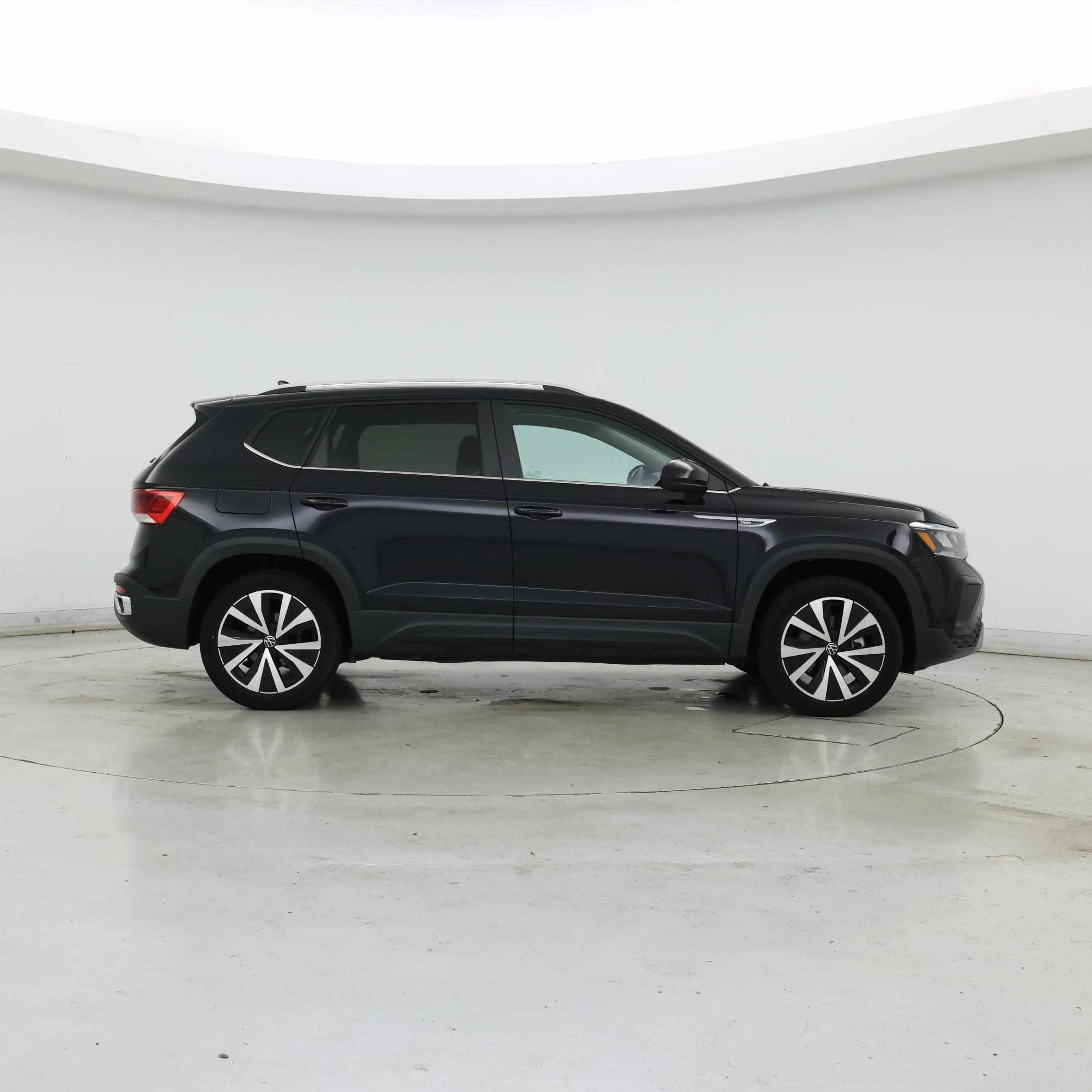 Thumbnail: 2022 Volkswagen Taos - 7