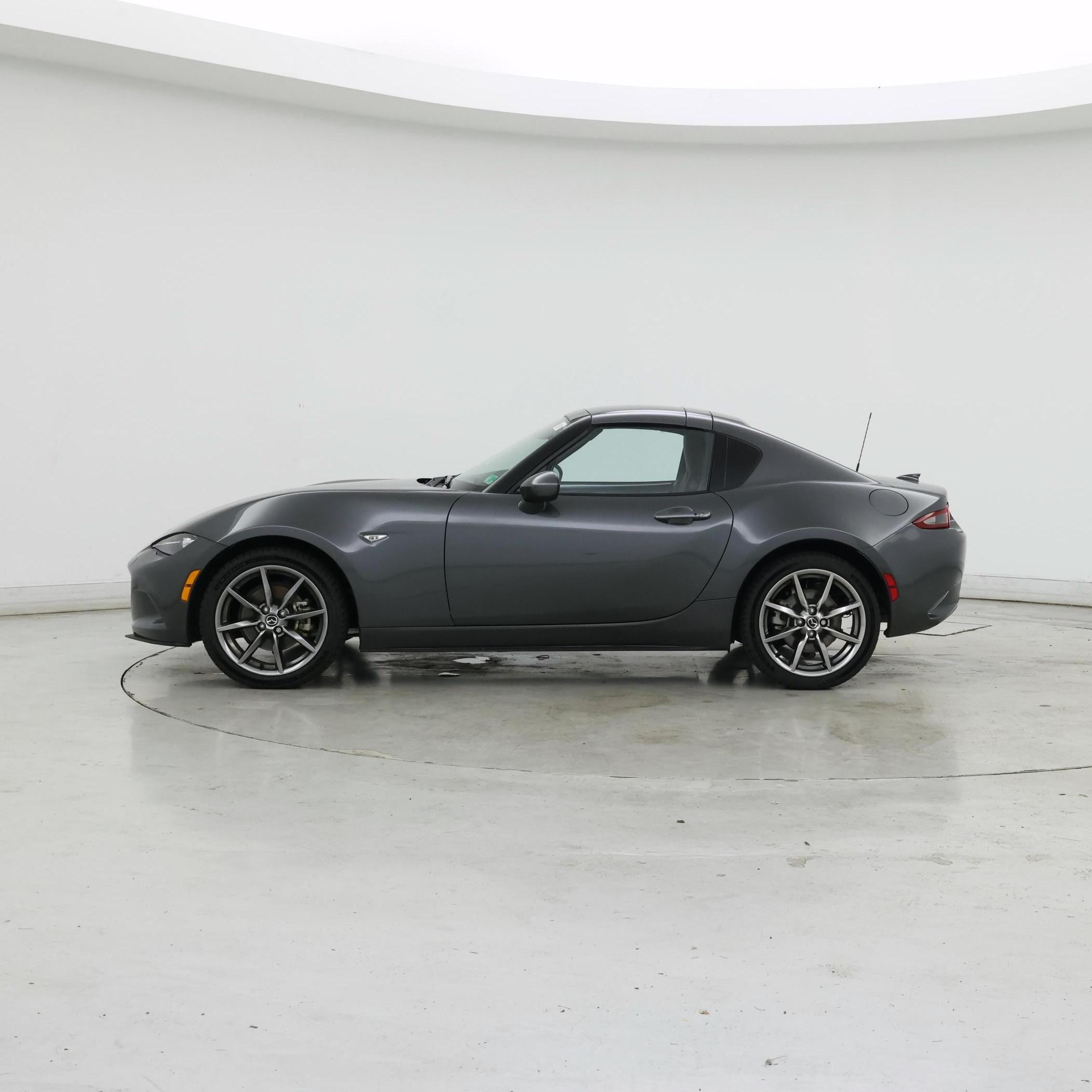 Thumbnail: 2022 Mazda MX-5 Miata - 3