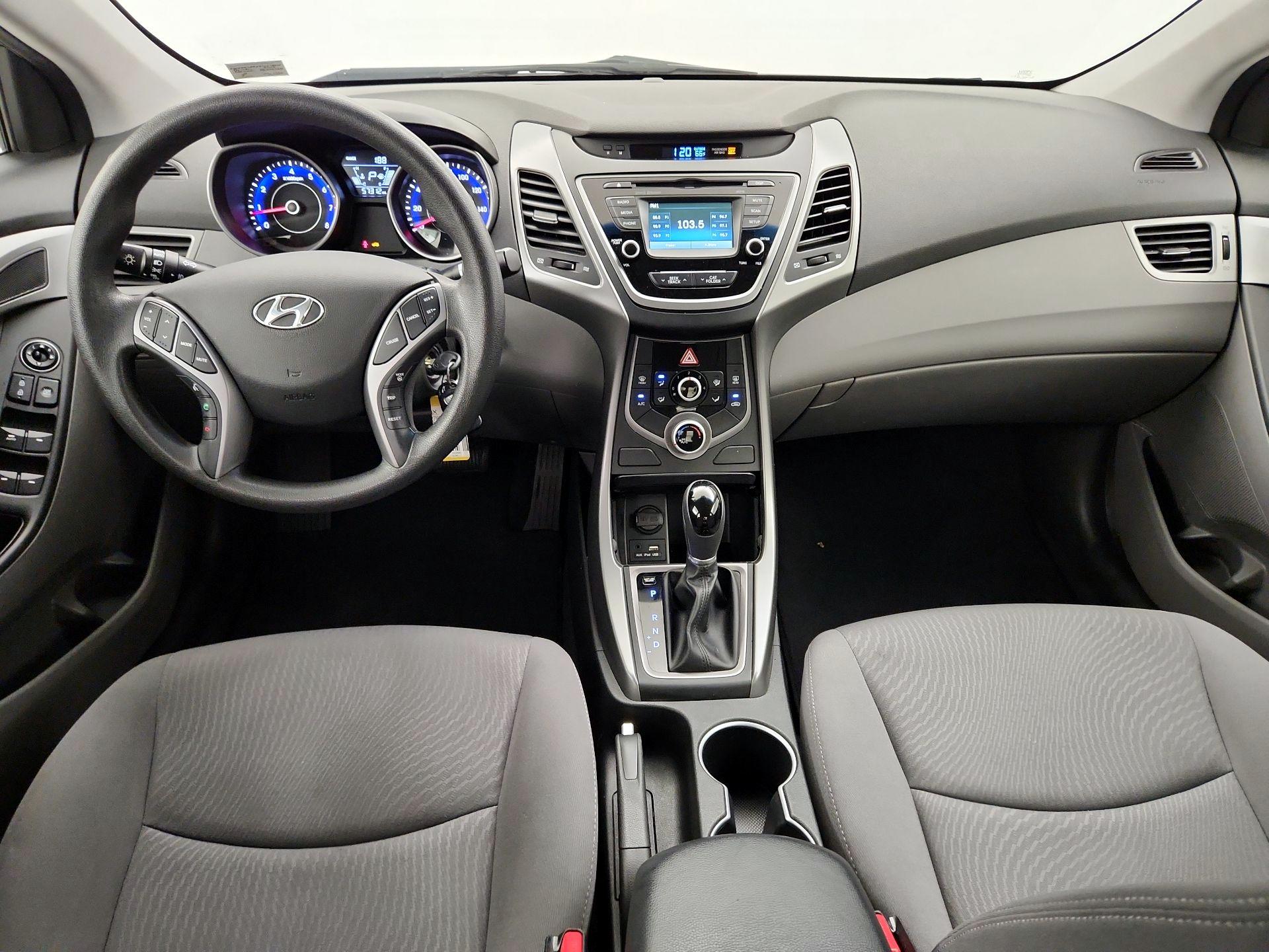 Thumbnail: 2015 Hyundai Elantra - 9