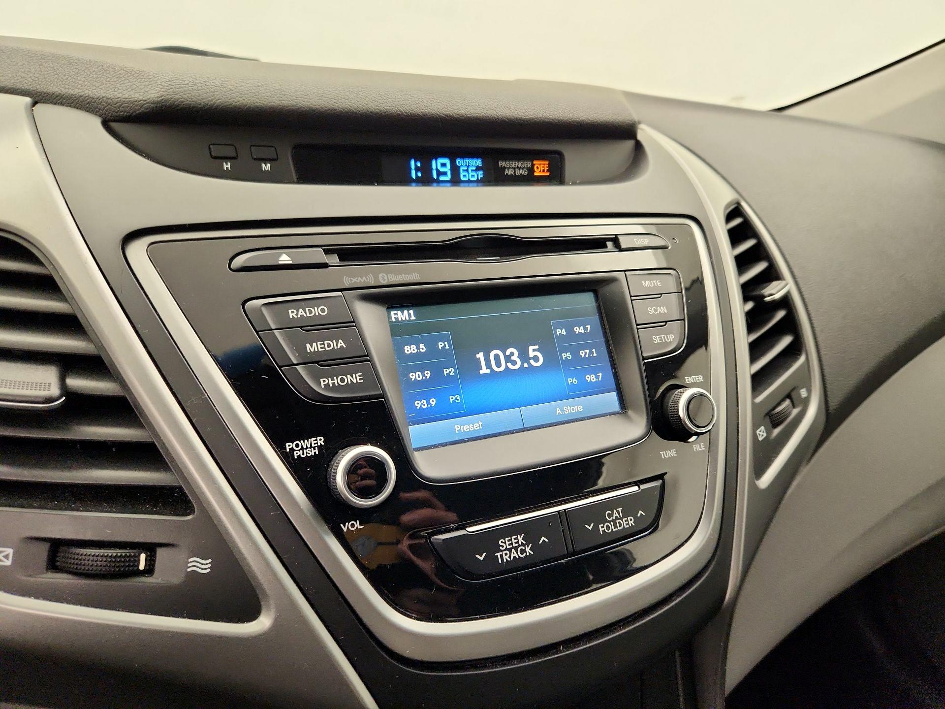 Thumbnail: 2015 Hyundai Elantra - 15
