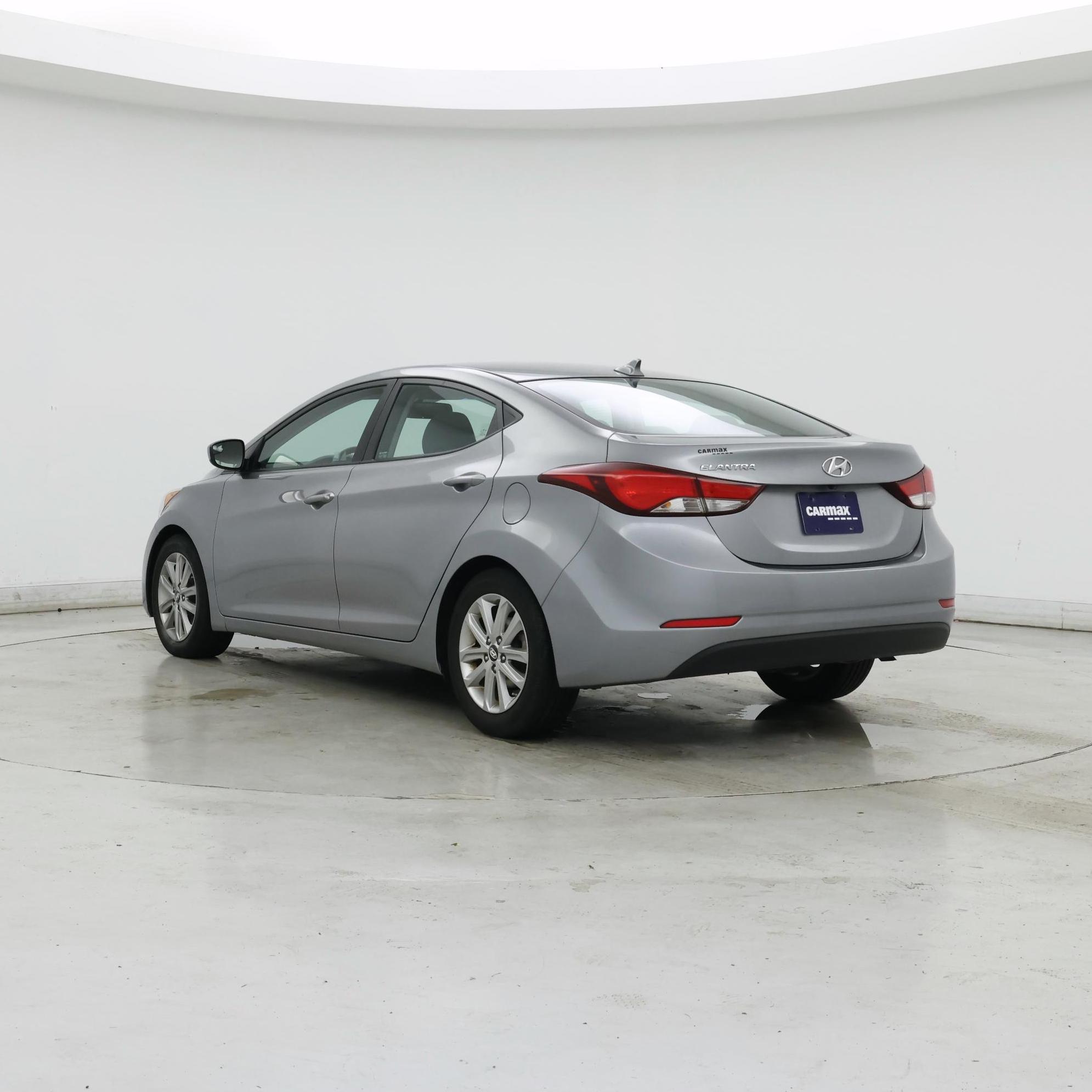 Thumbnail: 2015 Hyundai Elantra - 2