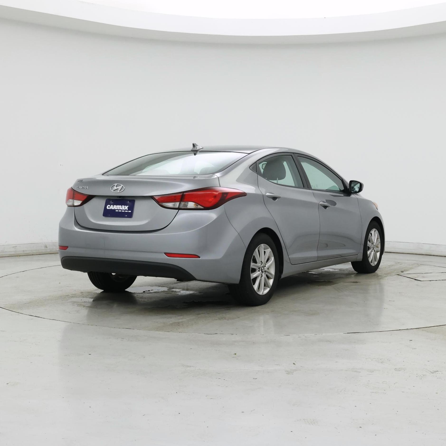 Thumbnail: 2015 Hyundai Elantra - 8