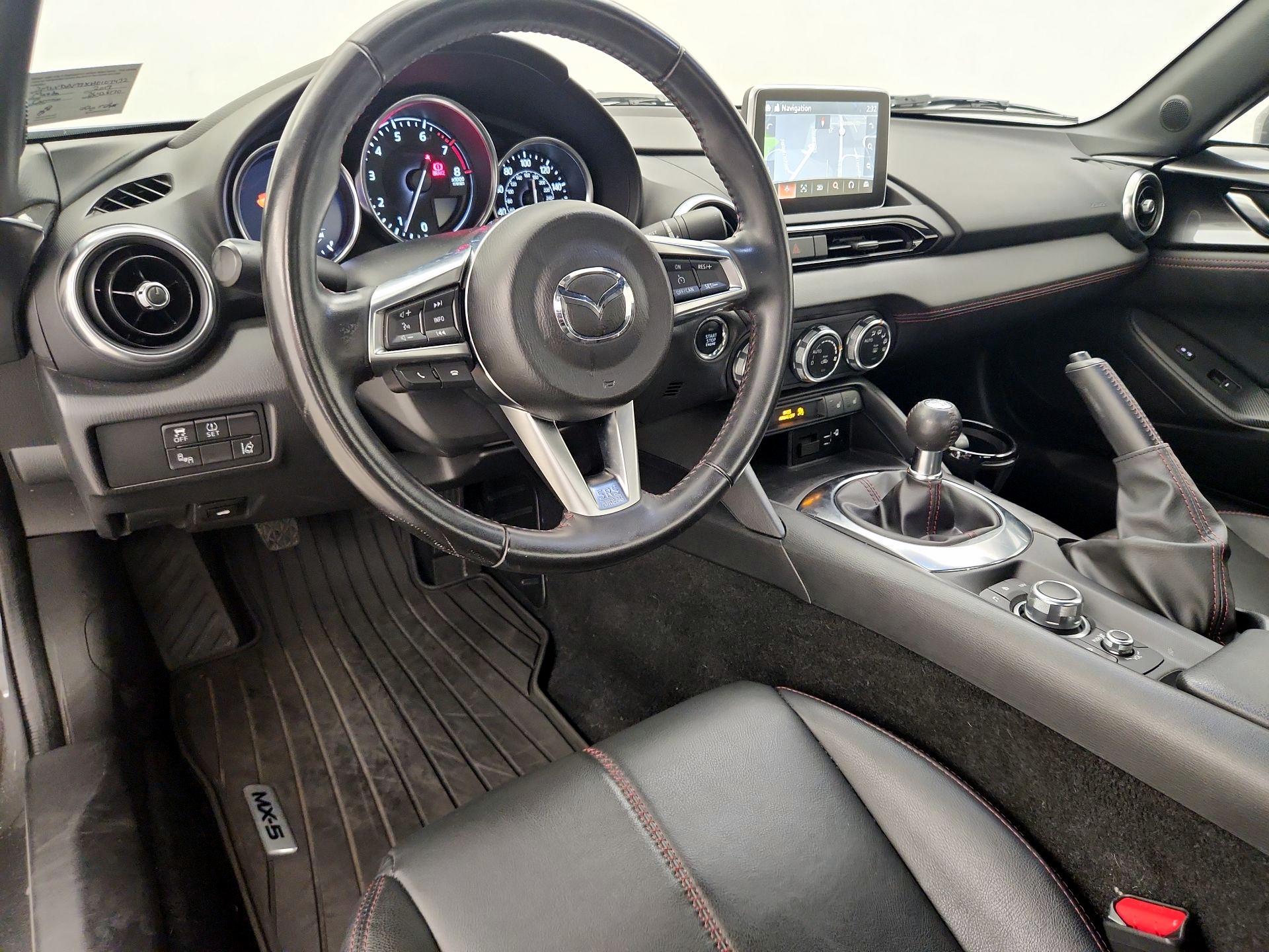 Thumbnail: 2017 Mazda MX-5 Miata - 9