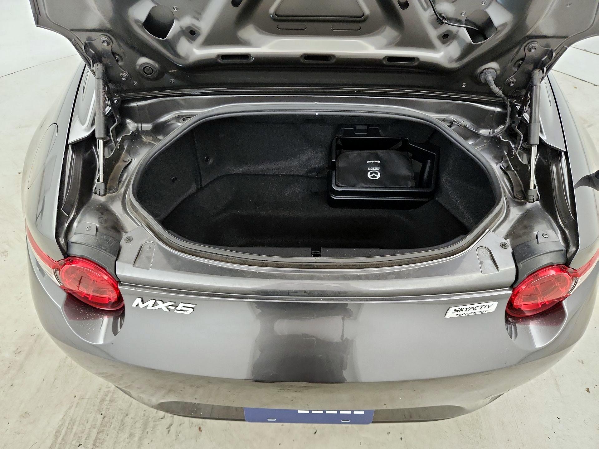 Thumbnail: 2017 Mazda MX-5 Miata - 19