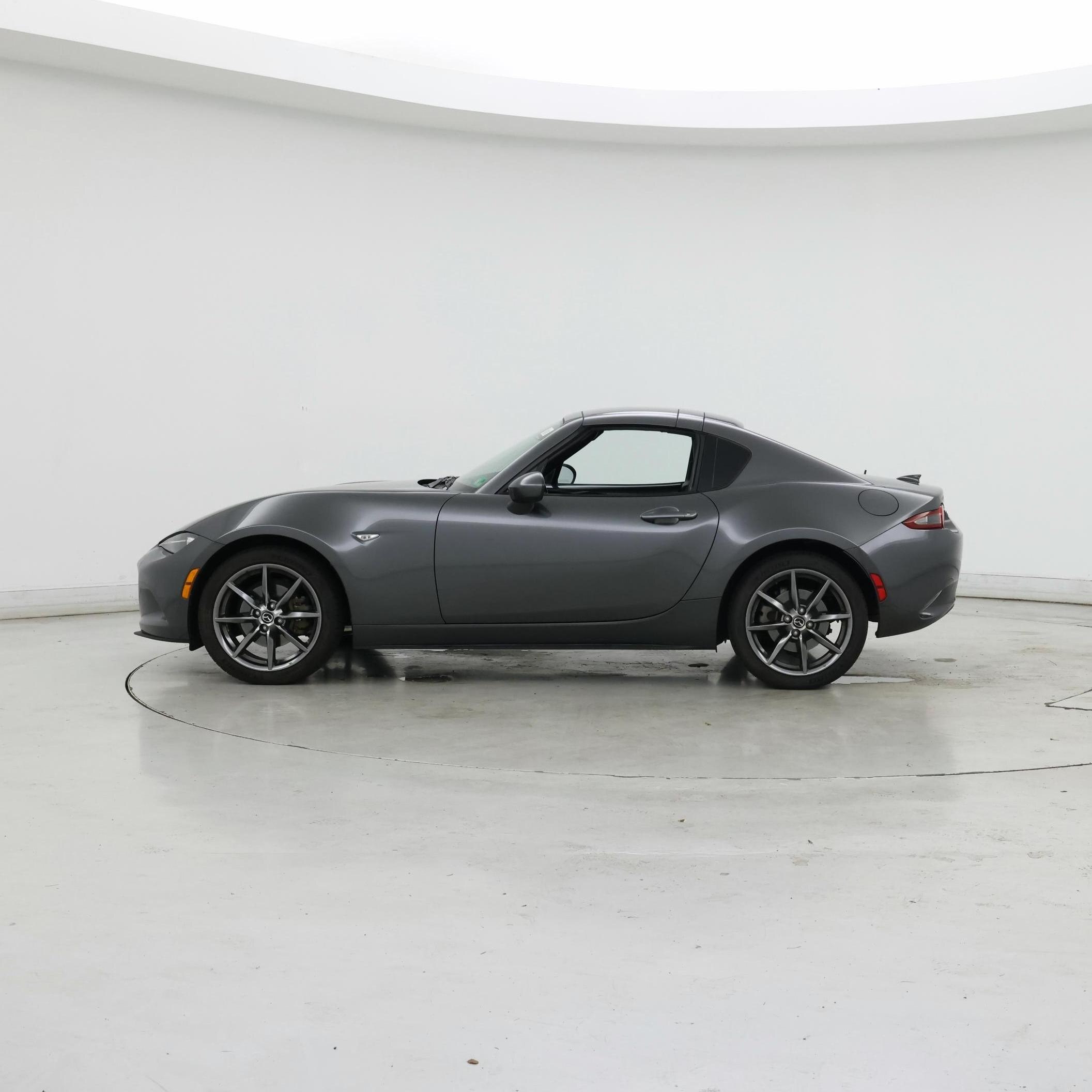 Thumbnail: 2017 Mazda MX-5 Miata - 3
