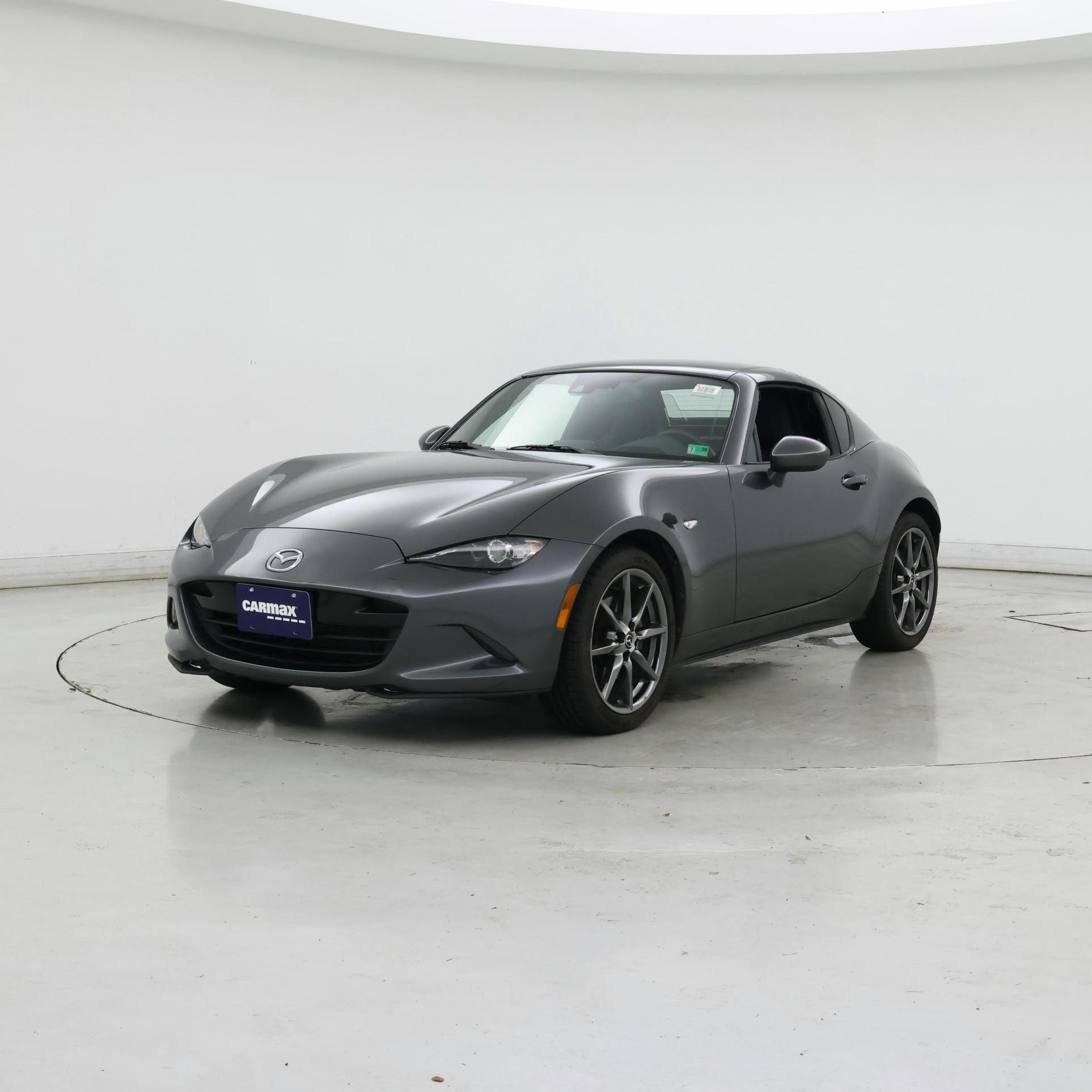 Thumbnail: 2017 Mazda MX-5 Miata - 4