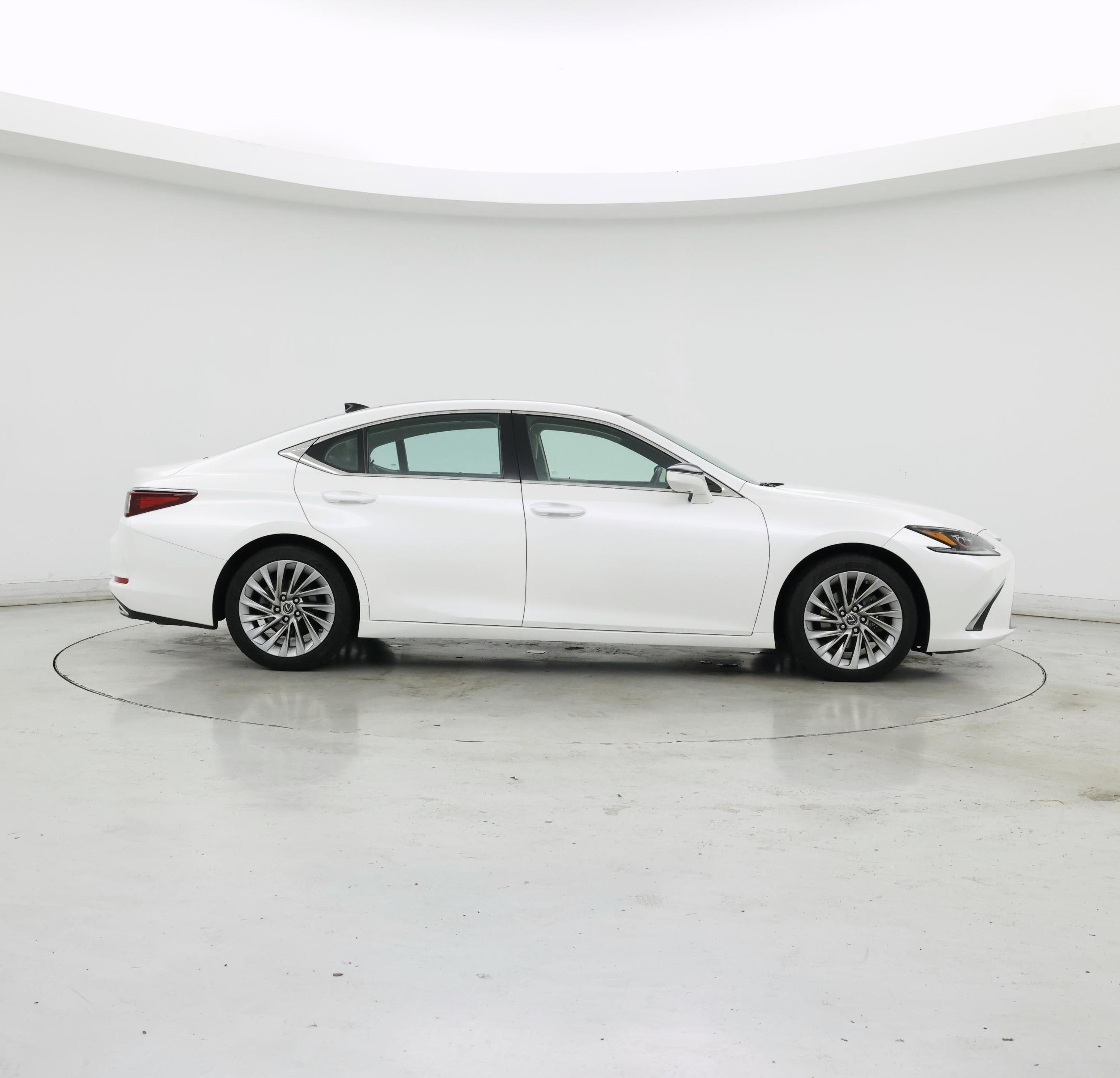 Thumbnail: 2019 Lexus ES - 7