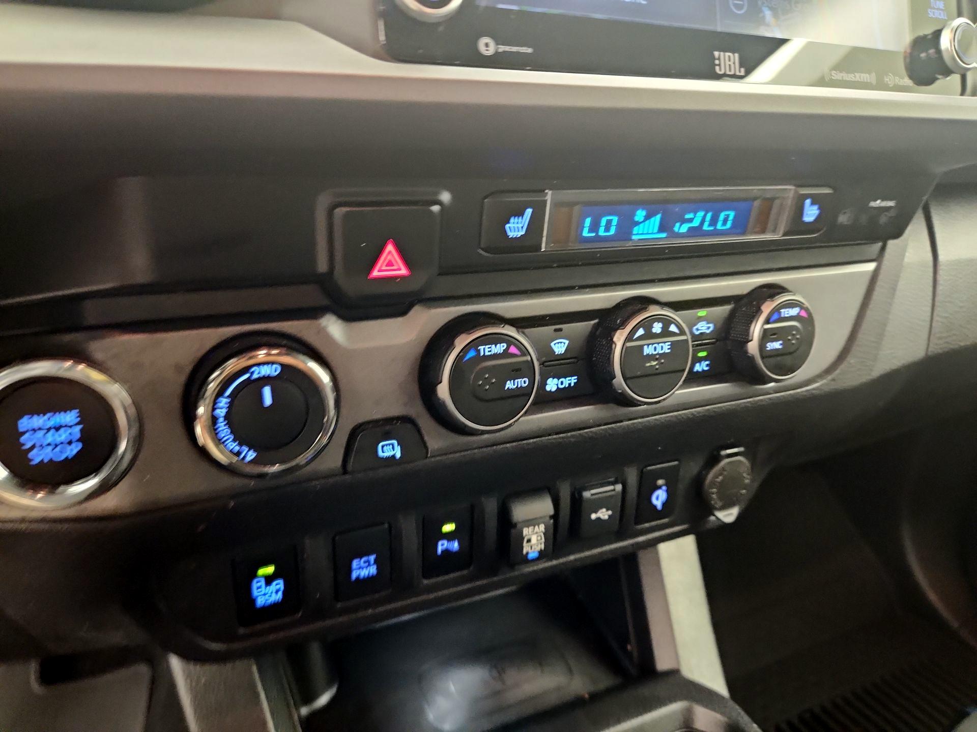 Thumbnail: 2022 Toyota Tacoma - 17