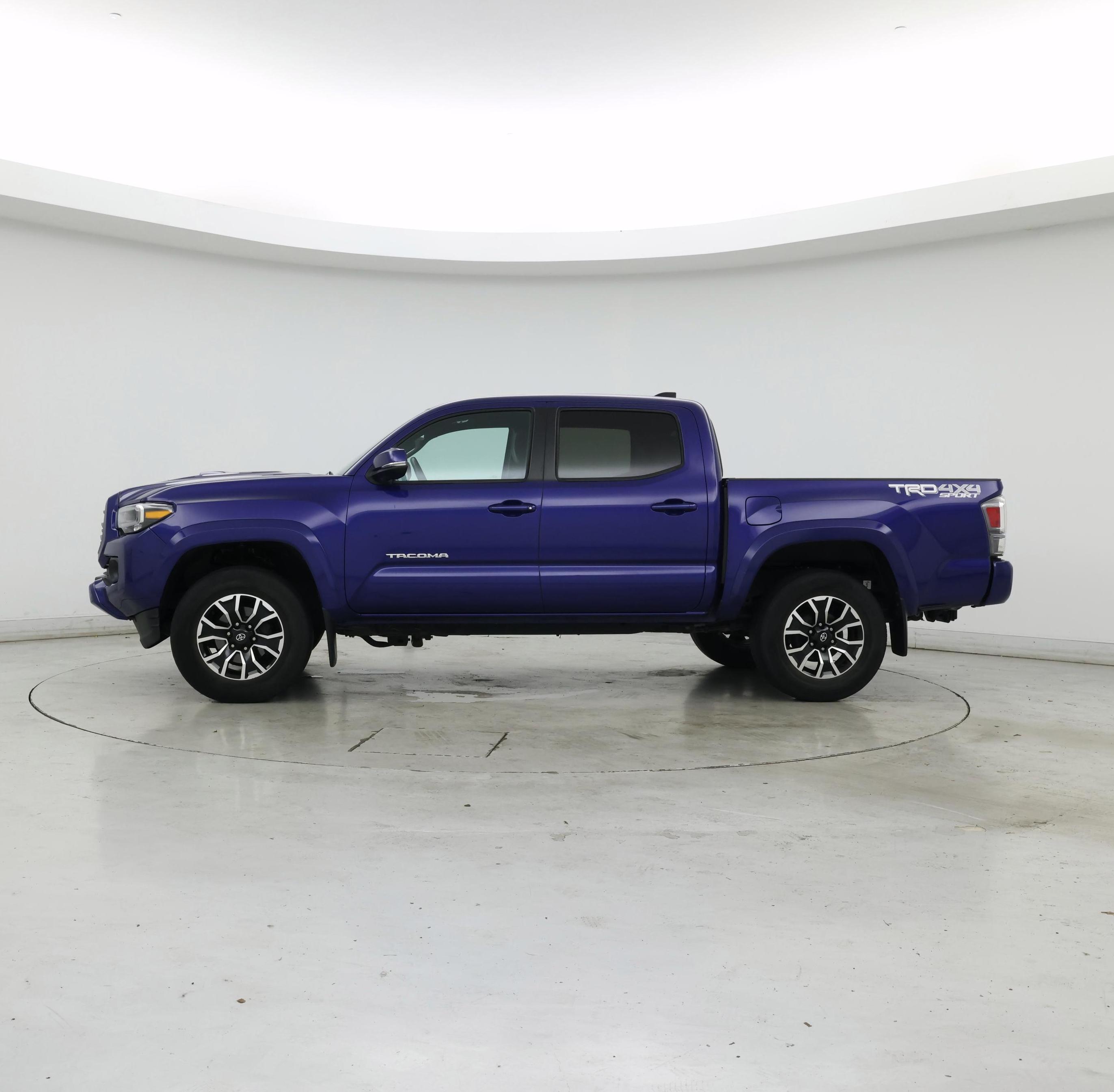 Thumbnail: 2022 Toyota Tacoma - 3