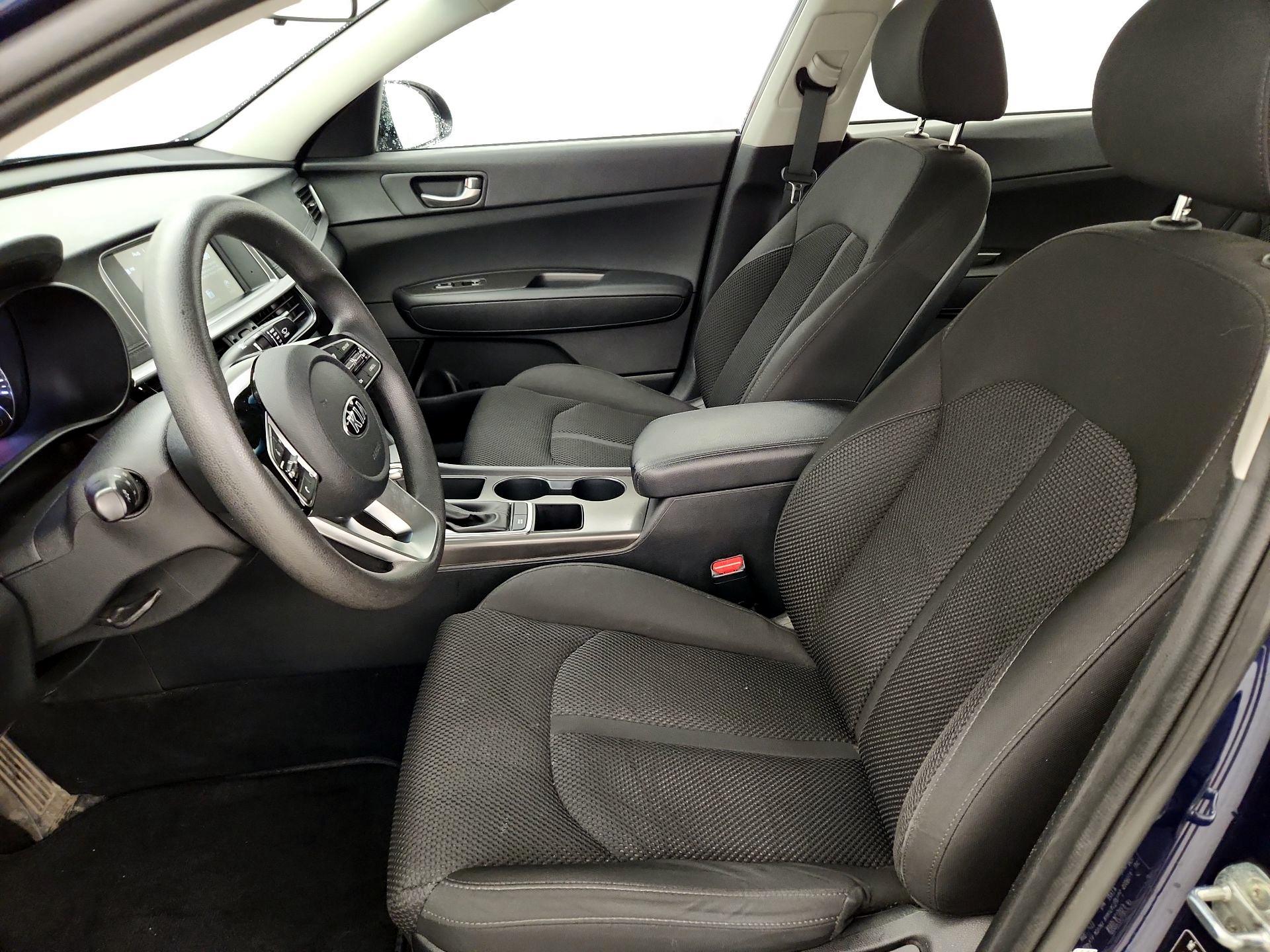 Thumbnail: 2019 Kia Optima - 11