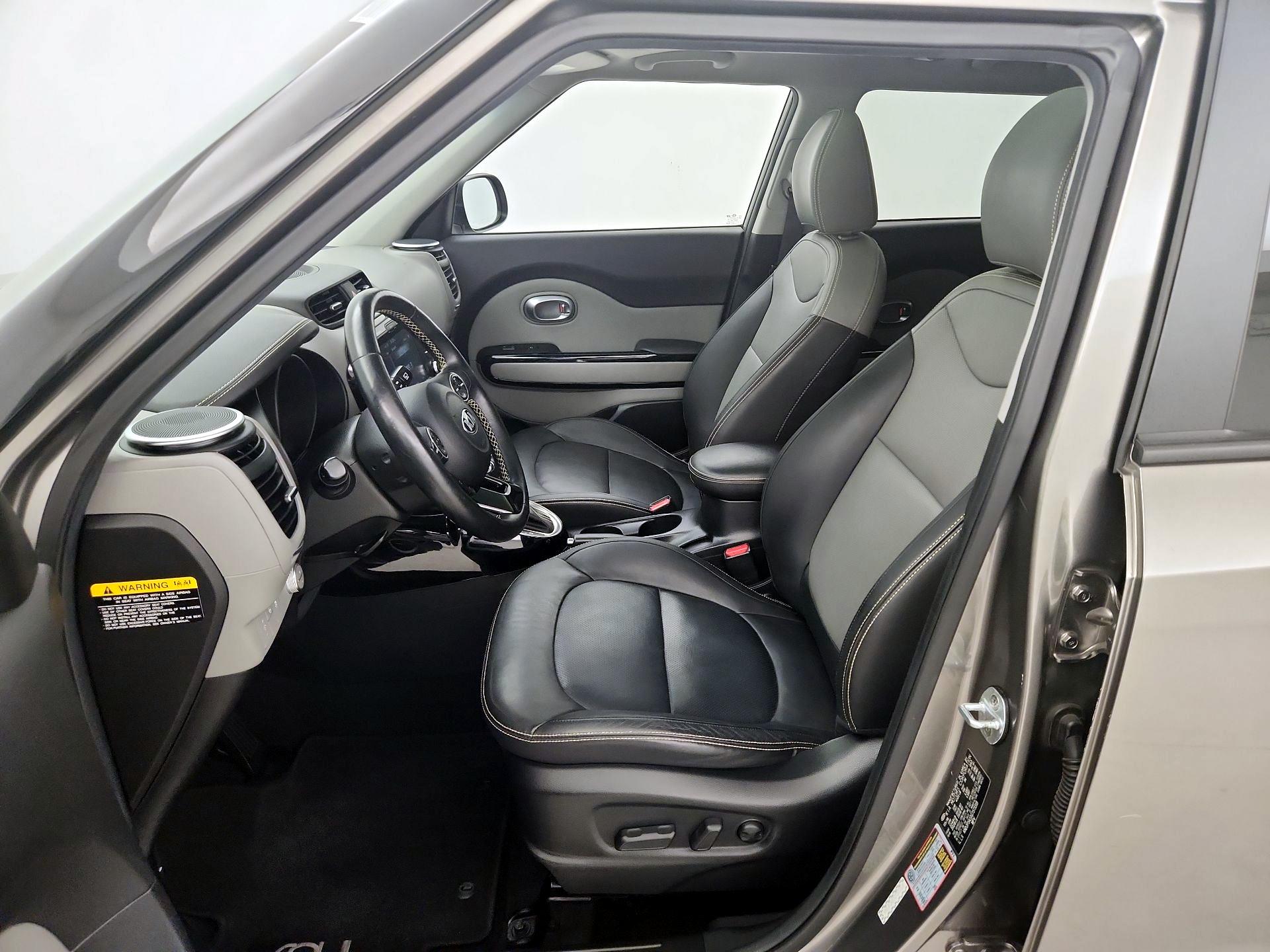 Thumbnail: 2016 Kia Soul - 11