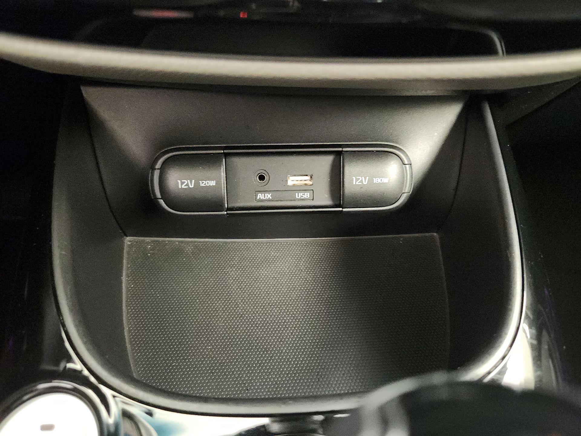 Thumbnail: 2016 Kia Soul - 19
