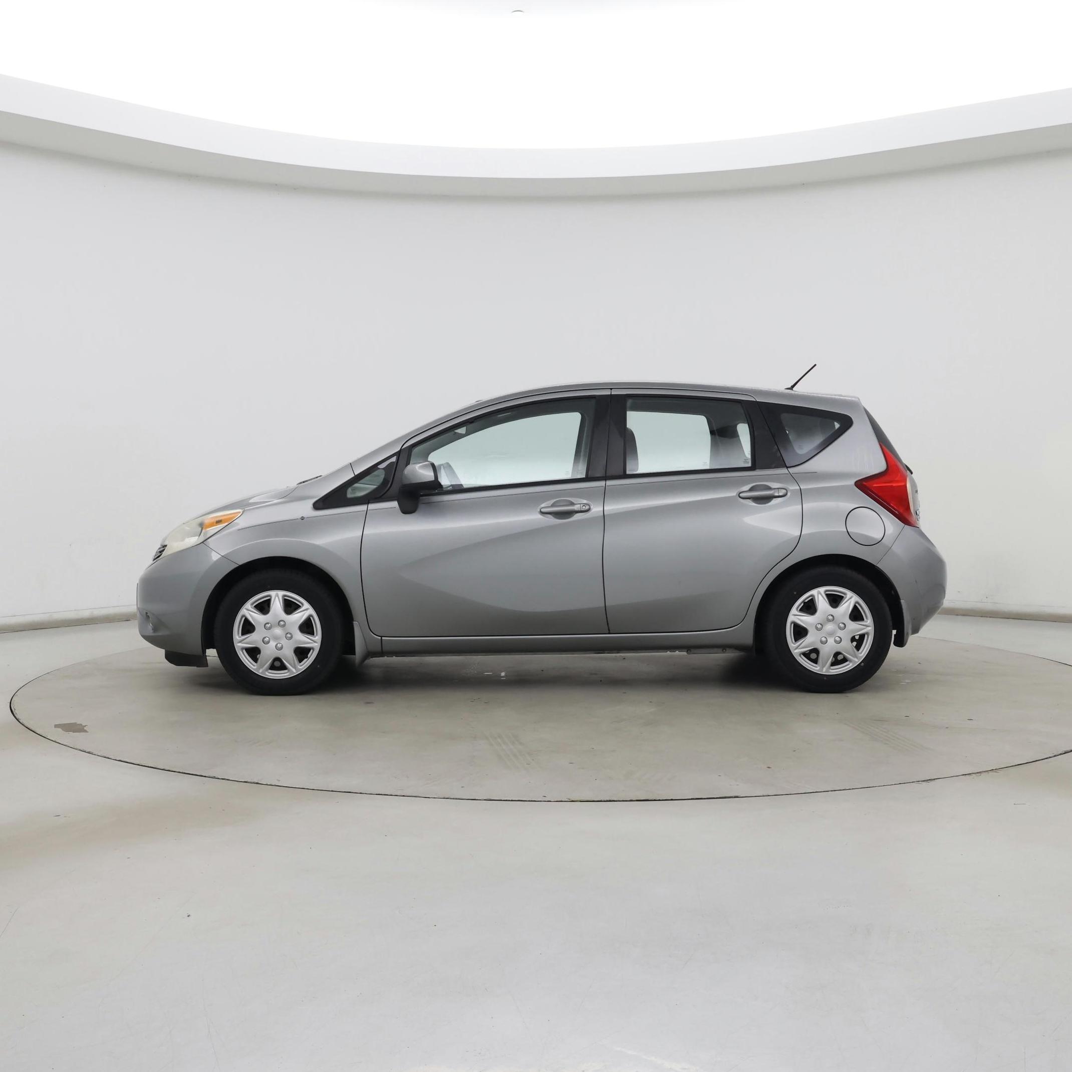 Thumbnail: 2014 Nissan Versa Note - 3