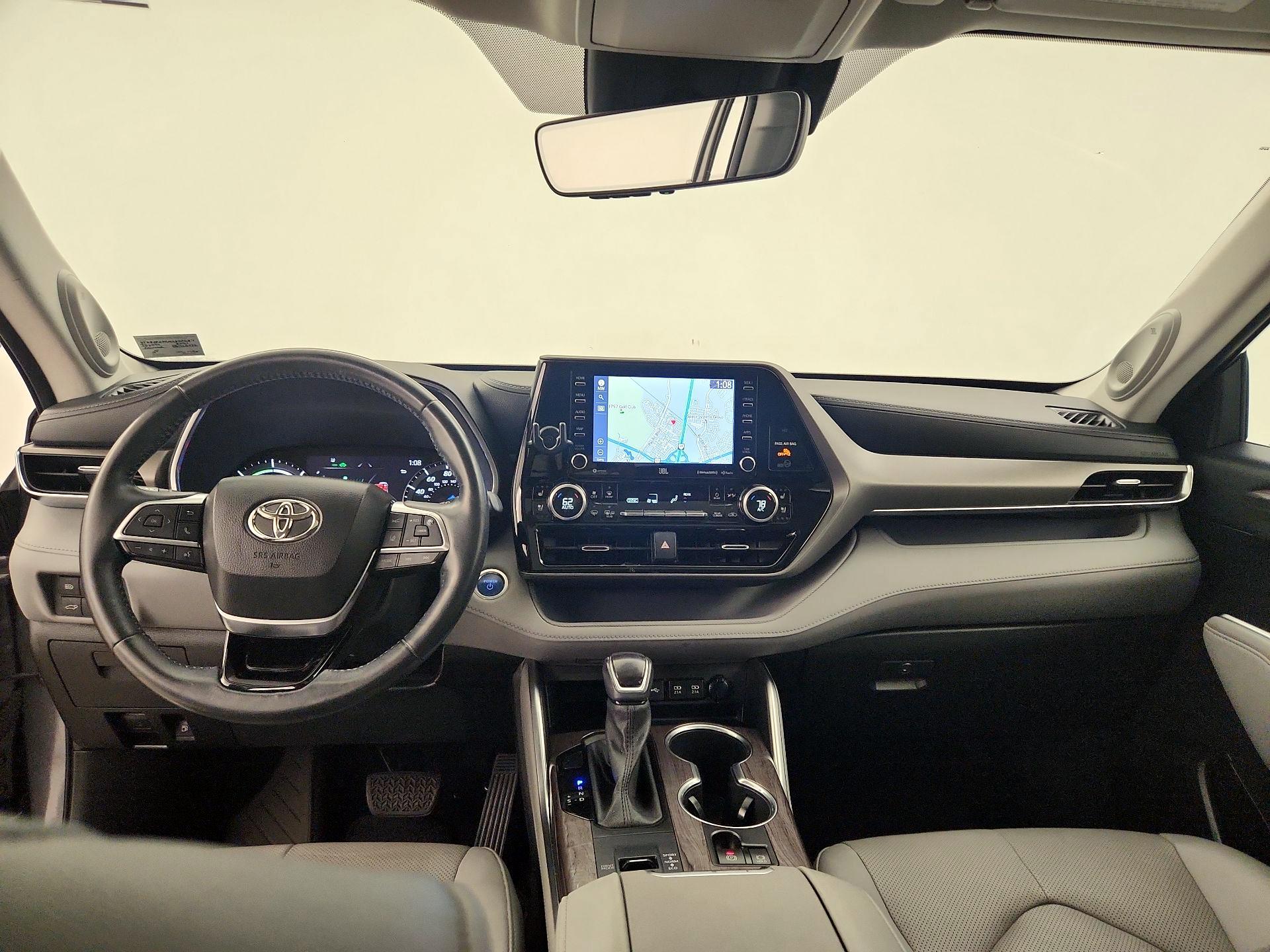 Thumbnail: 2021 Toyota Highlander - 9