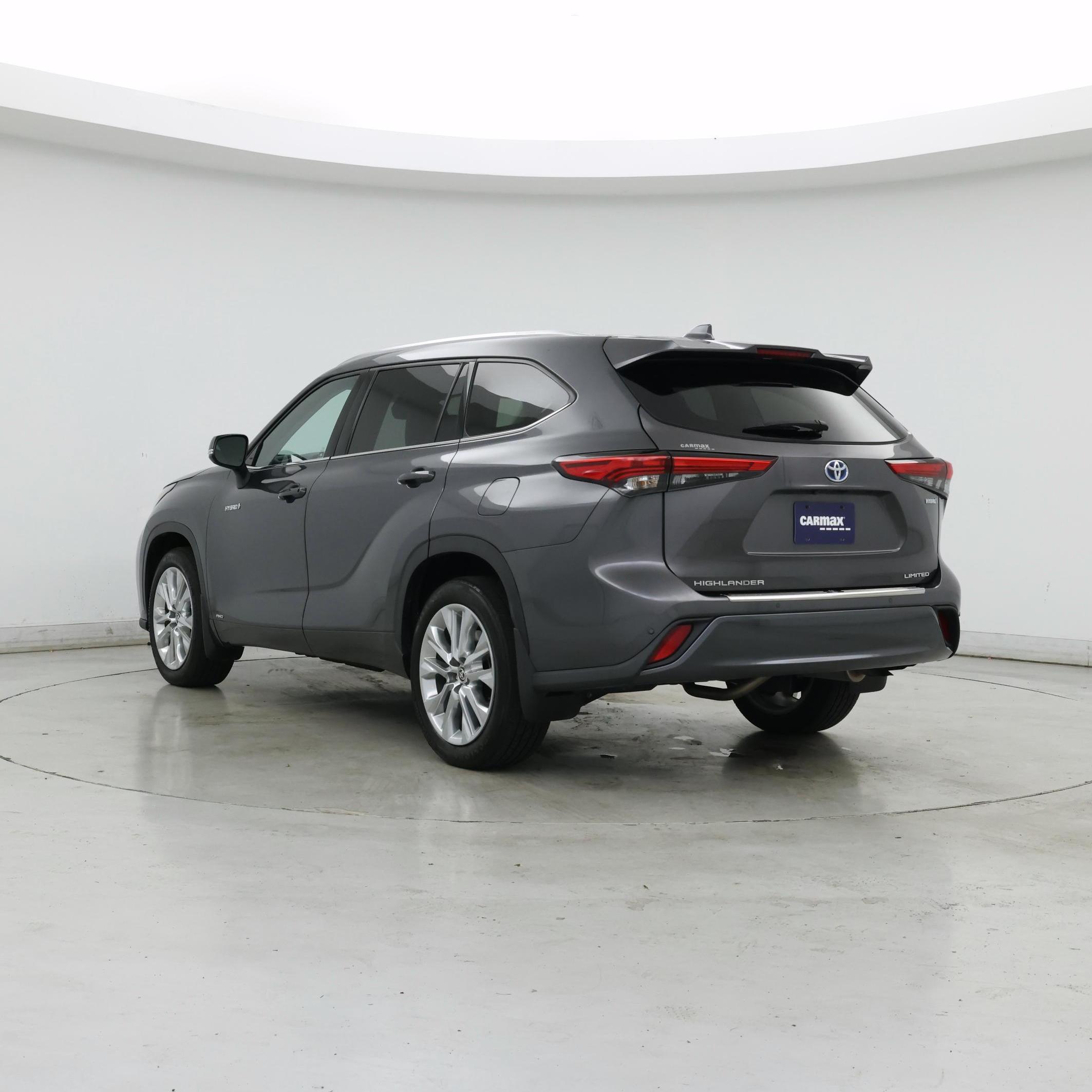 Thumbnail: 2021 Toyota Highlander - 2