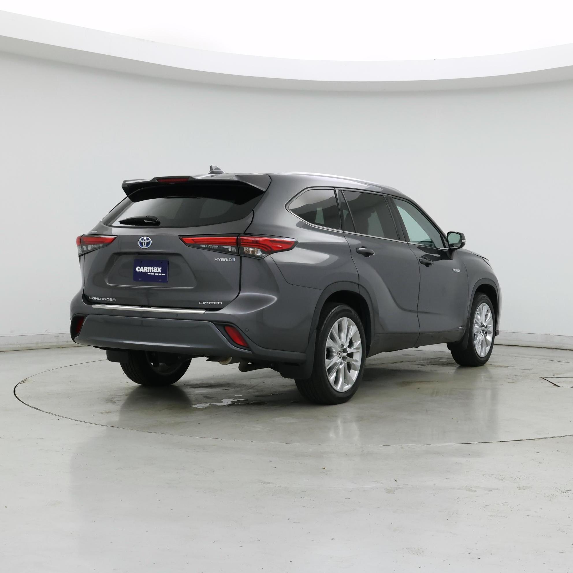Thumbnail: 2021 Toyota Highlander - 8