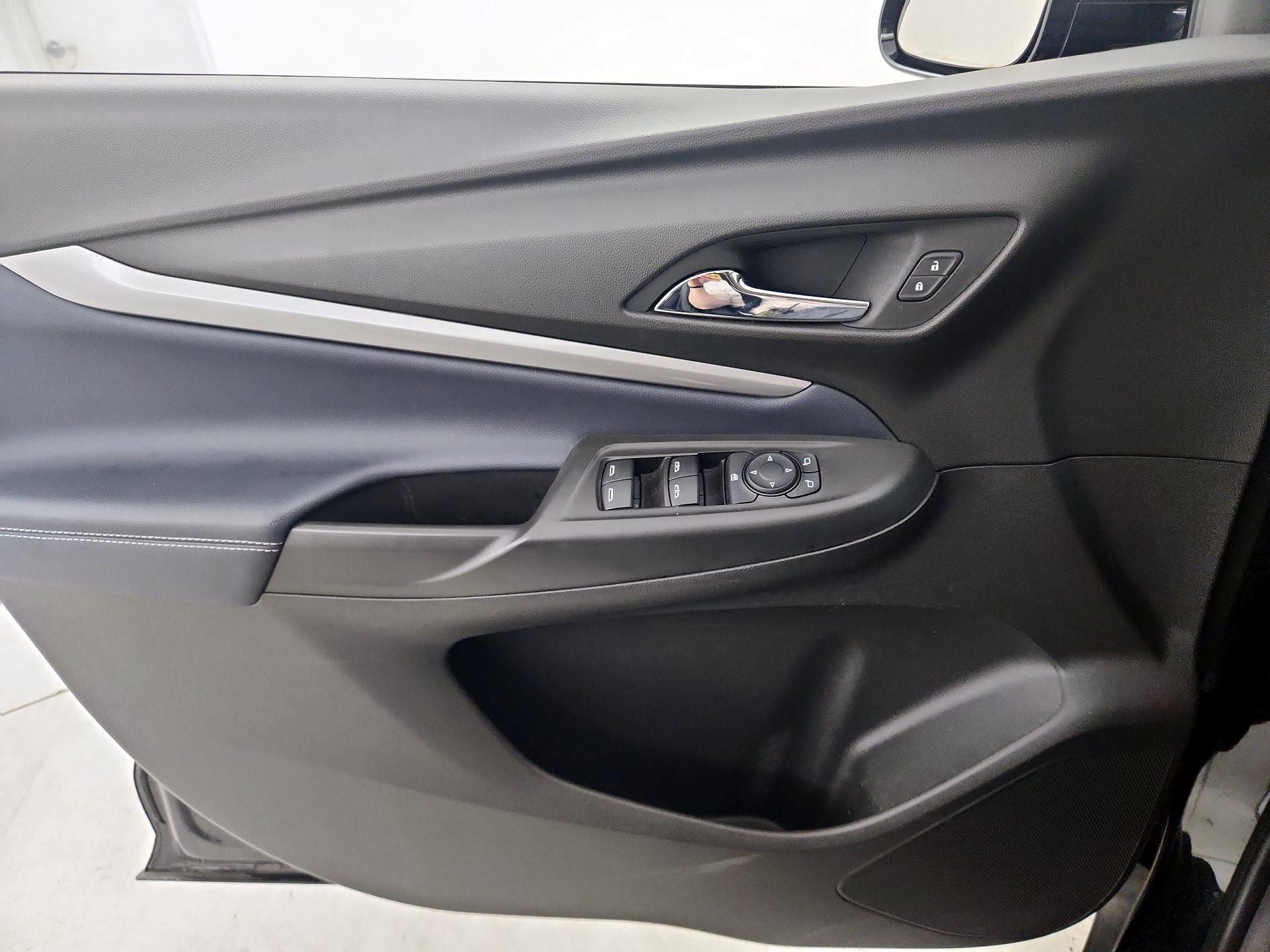 Thumbnail: 2022 Chevrolet Bolt EUV - 12