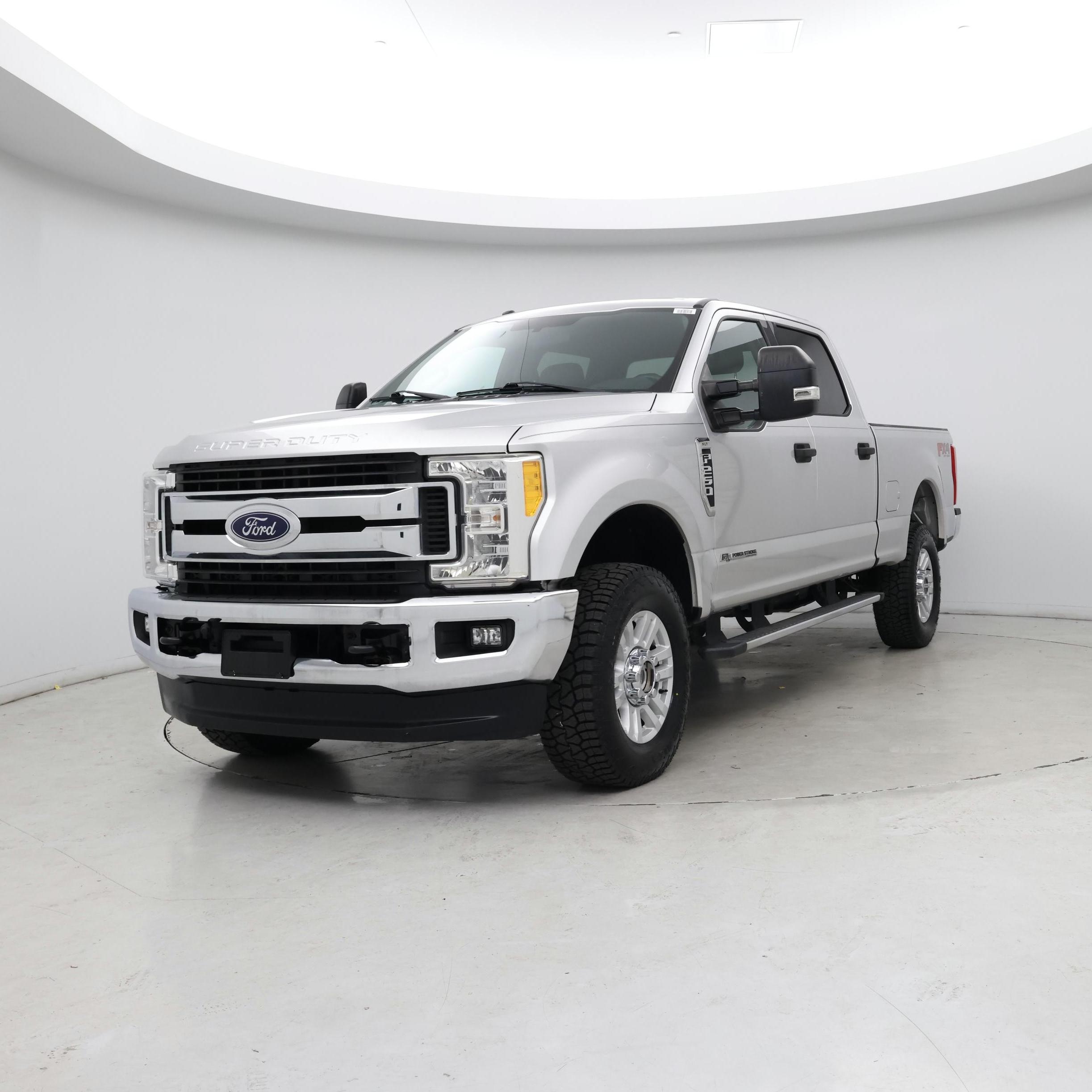 Thumbnail: 2017 Ford F-250 - 4