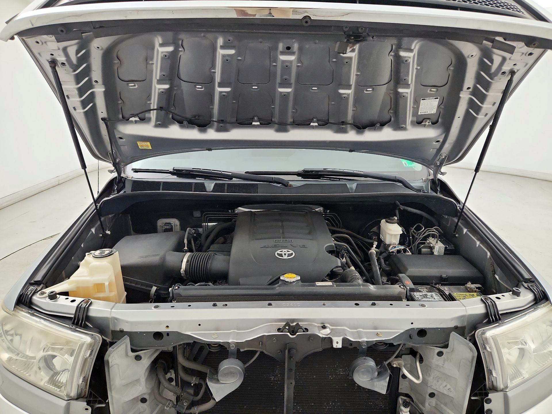 Thumbnail: 2013 Toyota Tundra - 20