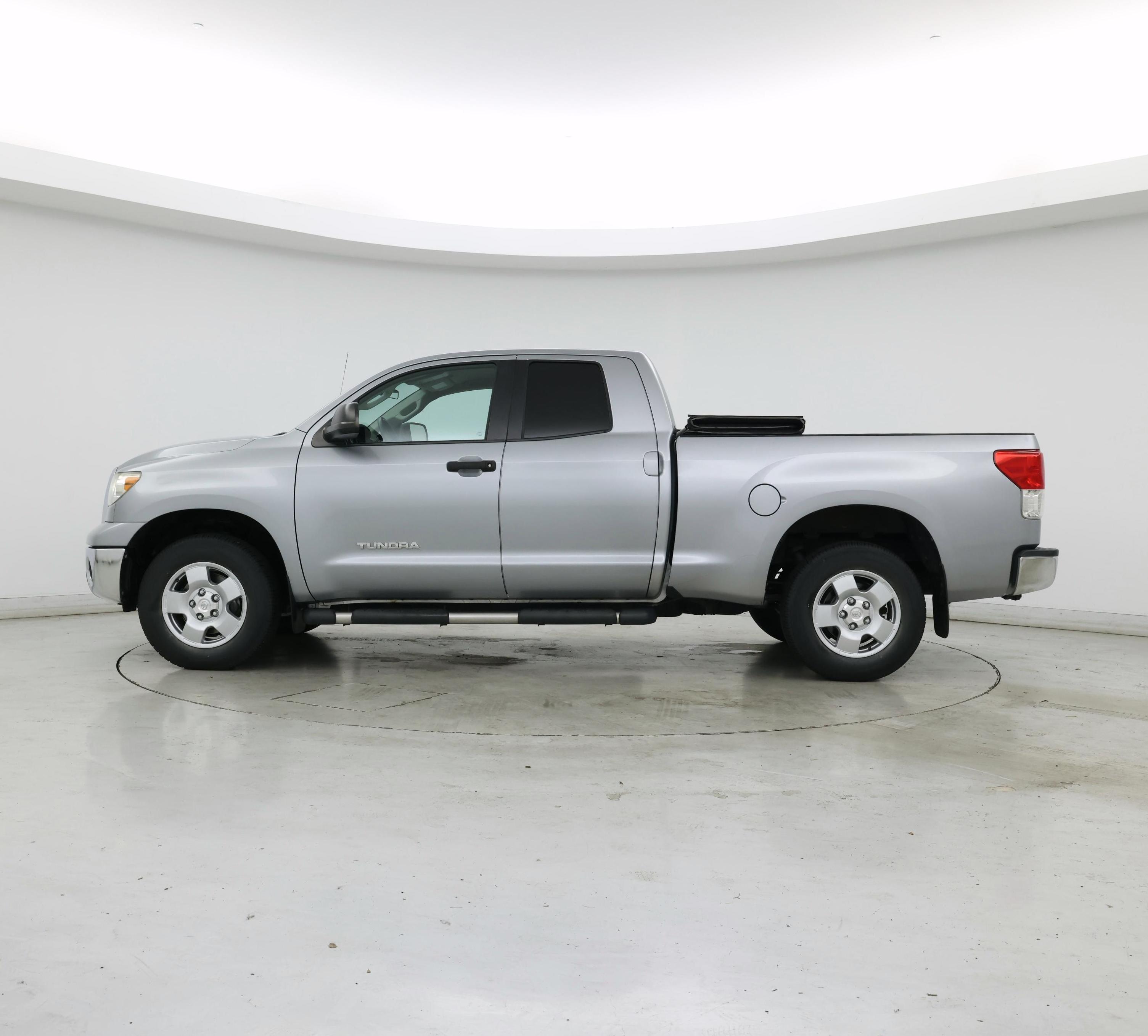 Thumbnail: 2013 Toyota Tundra - 3