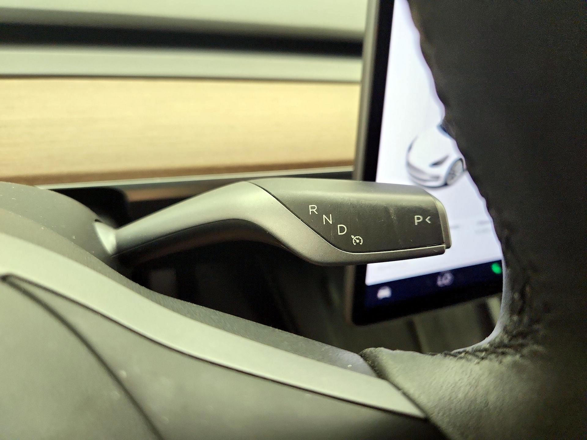 Thumbnail: 2021 Tesla Model 3 - 17