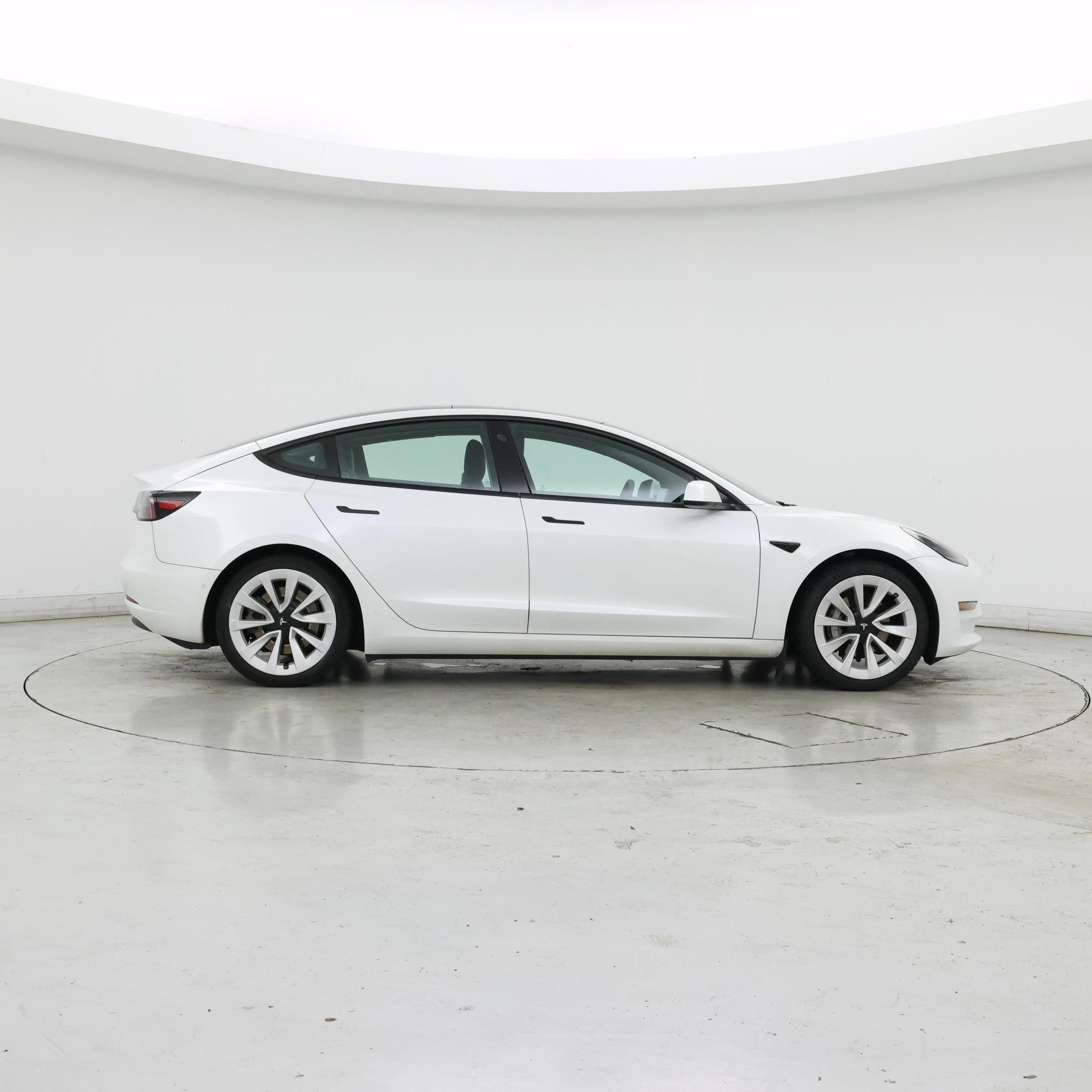 Thumbnail: 2021 Tesla Model 3 - 7