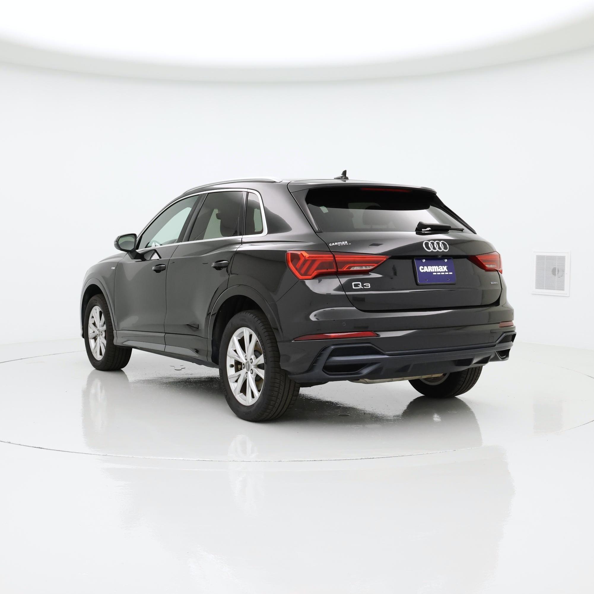 Thumbnail: 2021 Audi Q3 - 2
