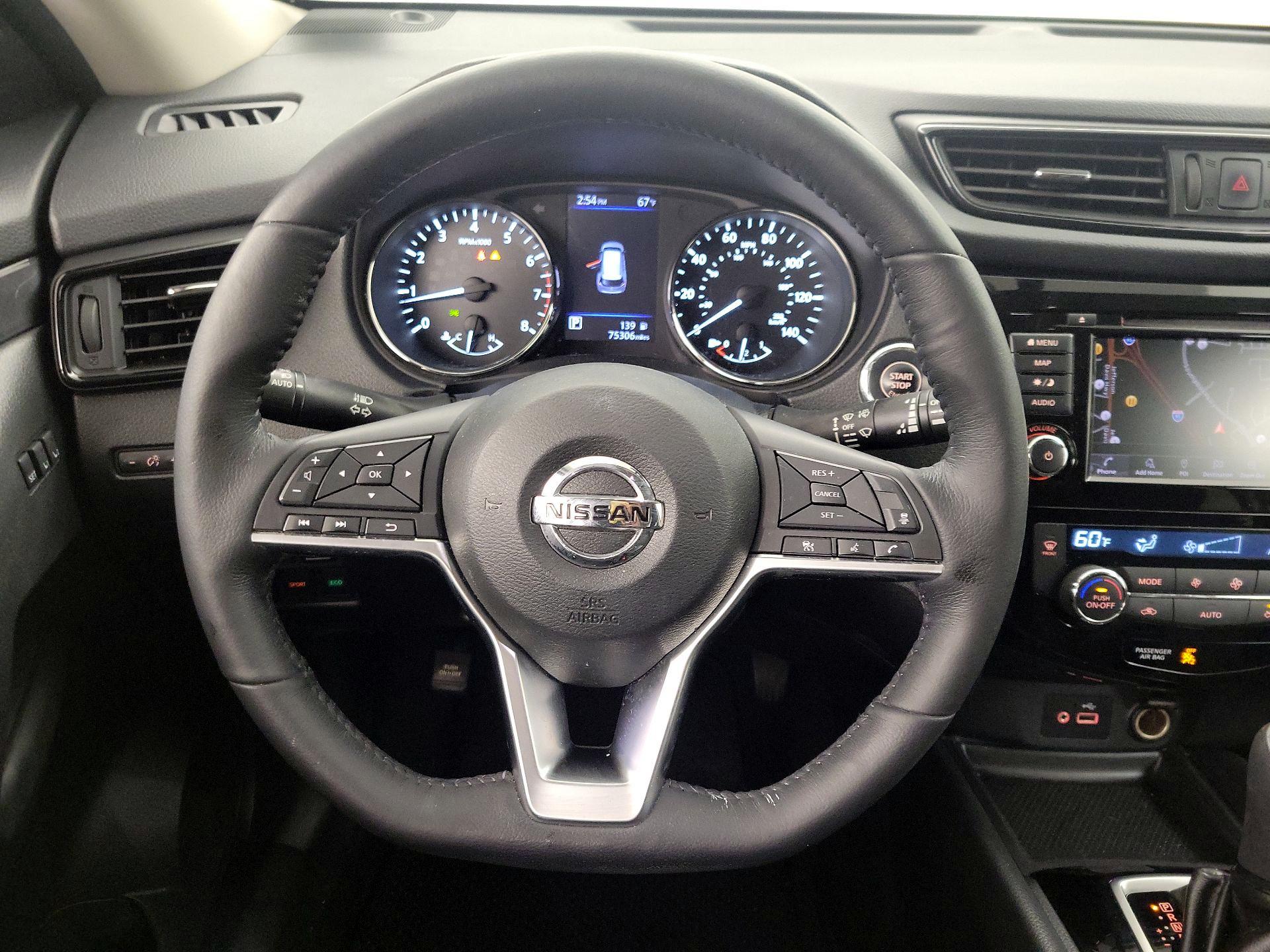 Thumbnail: 2018 Nissan Rogue - 10