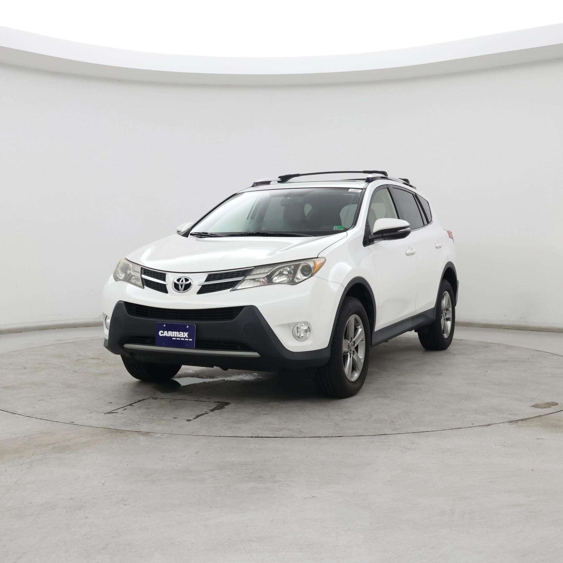 Thumbnail: 2015 Toyota RAV4 - 4