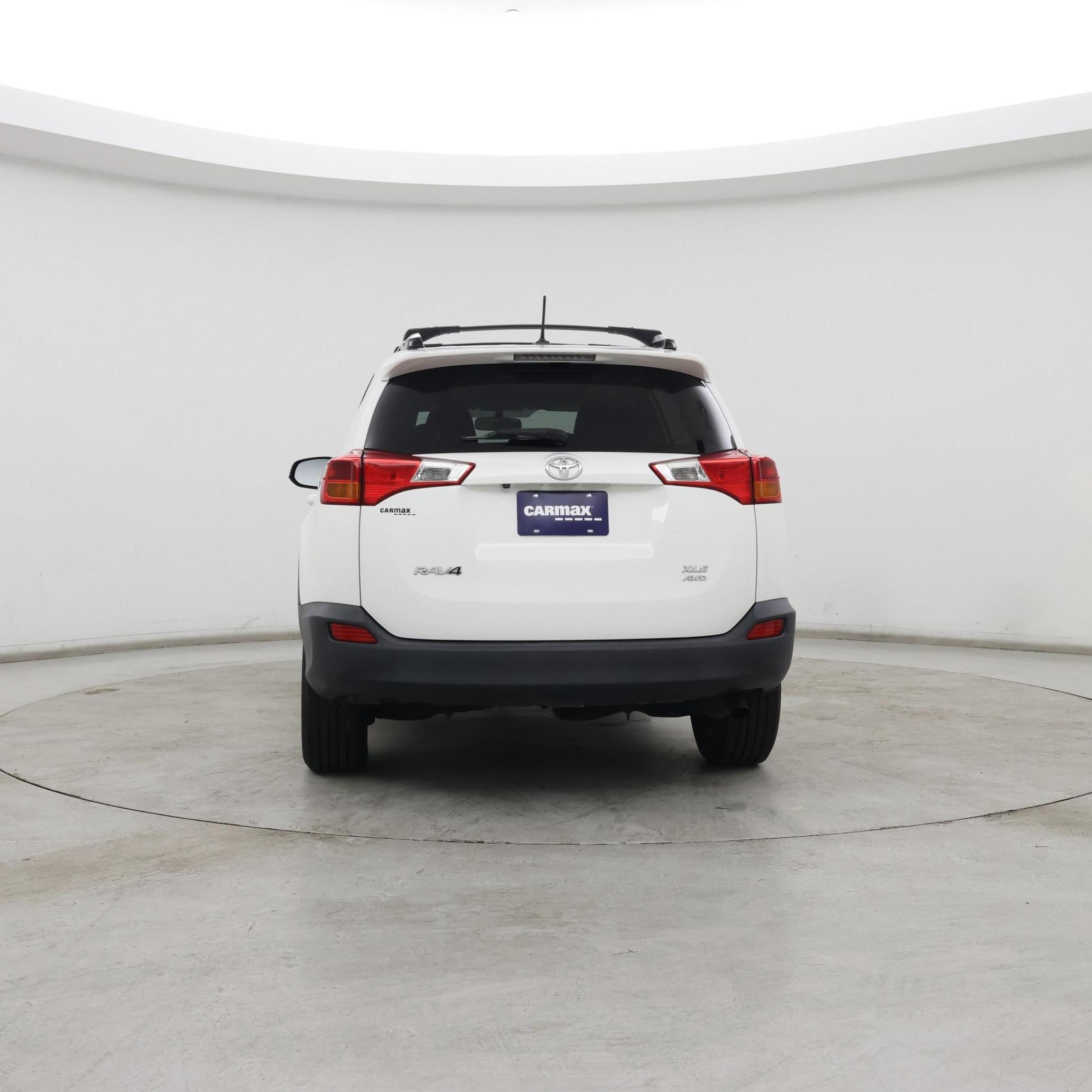 Thumbnail: 2015 Toyota RAV4 - 6
