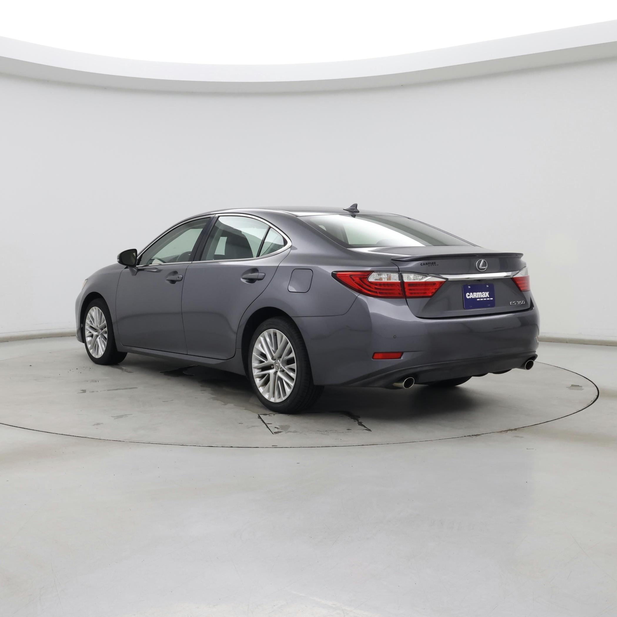 Thumbnail: 2013 Lexus ES - 2