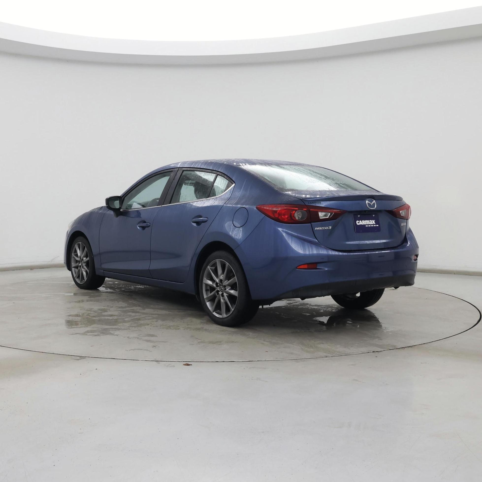 Thumbnail: 2018 Mazda Mazda3 - 2
