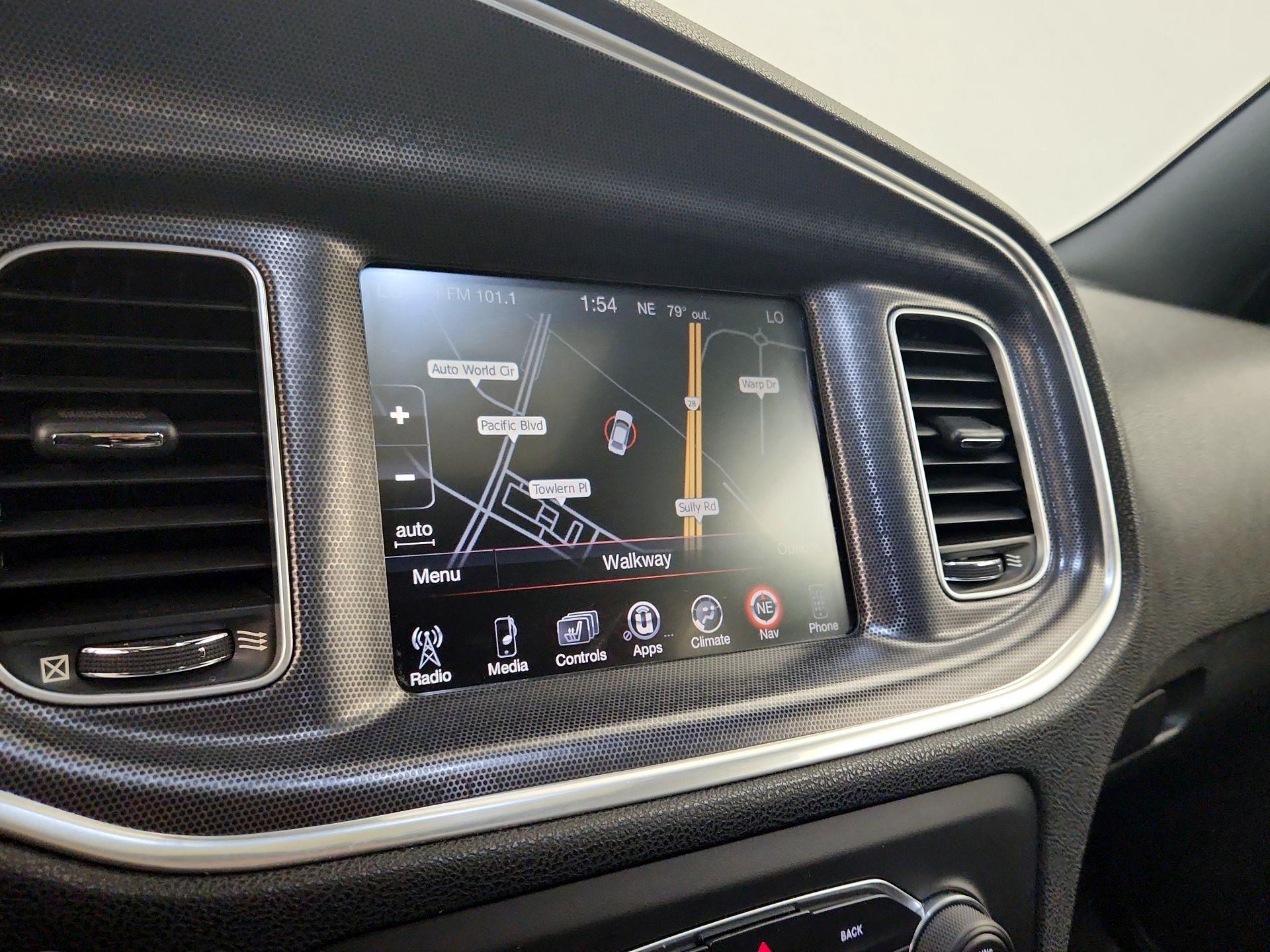 Thumbnail: 2015 Dodge Charger - 14