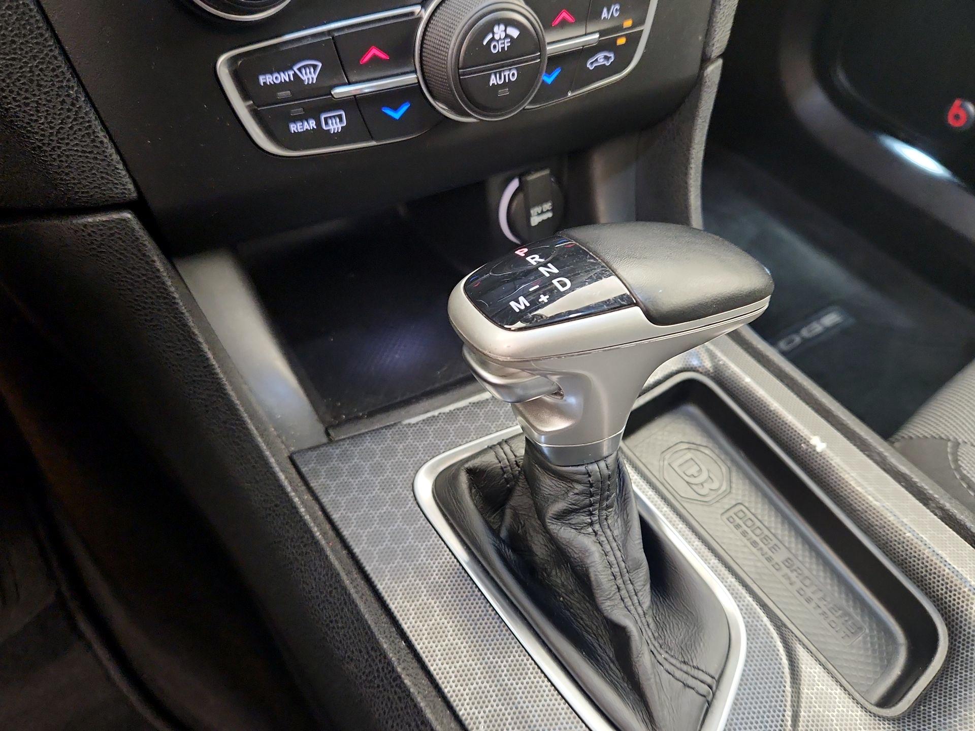 Thumbnail: 2015 Dodge Charger - 18