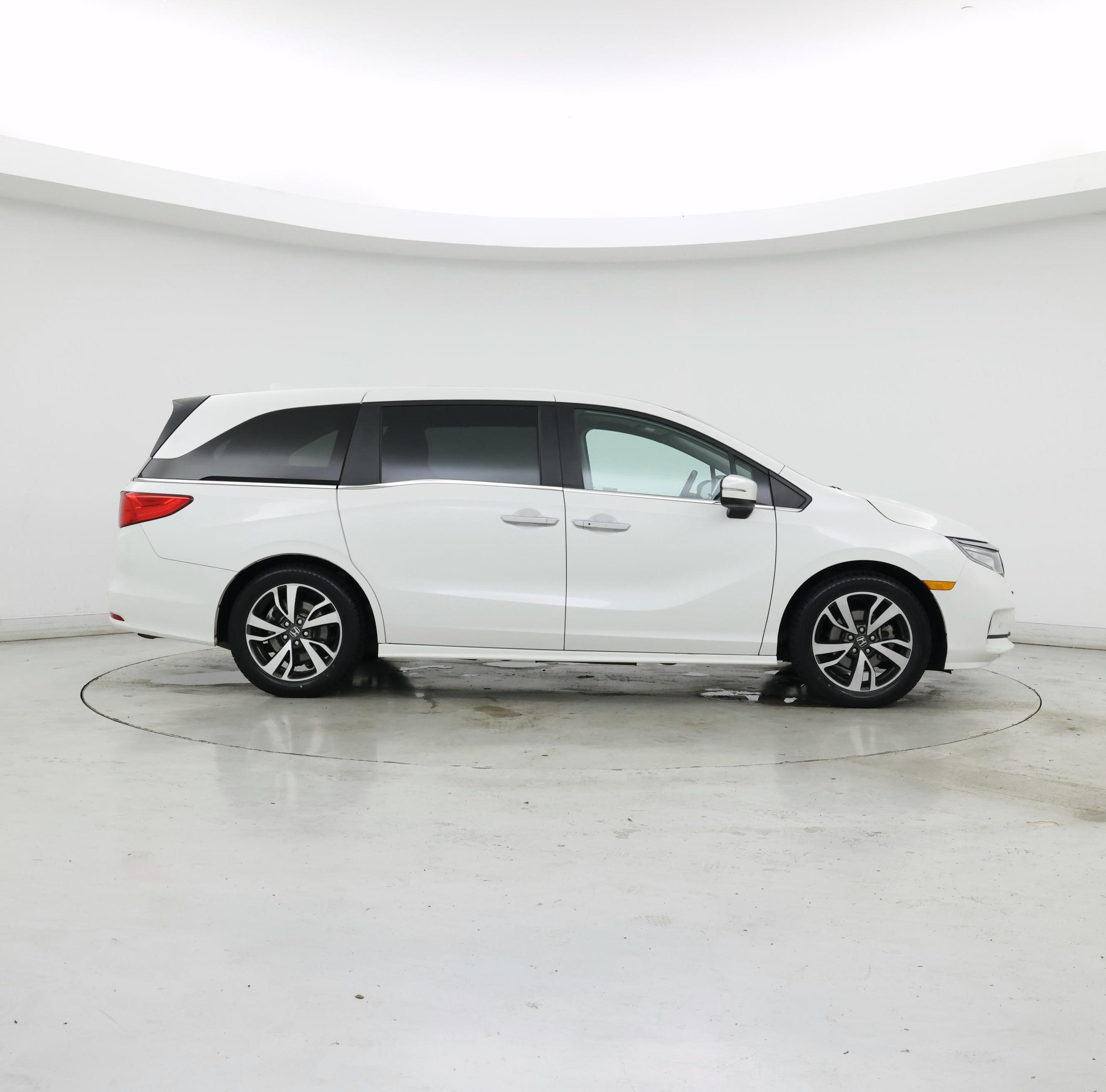 Thumbnail: 2023 Honda Odyssey - 7
