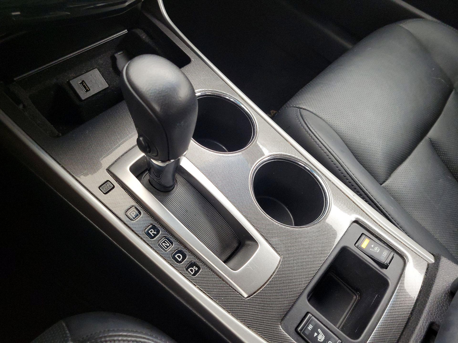 Thumbnail: 2013 Nissan Altima - 17