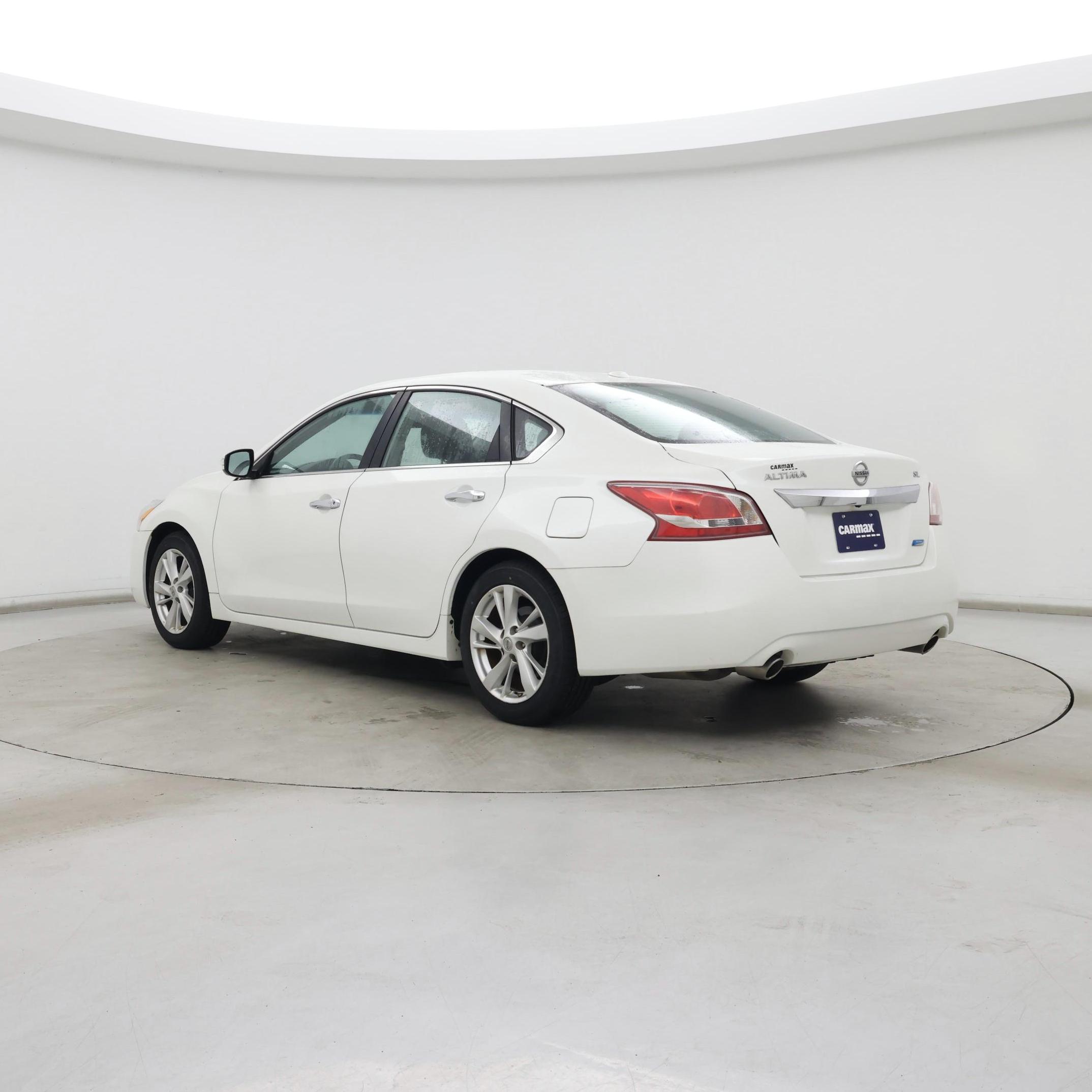 Thumbnail: 2013 Nissan Altima - 2