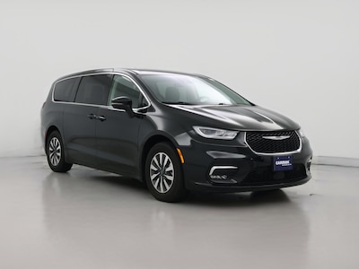 Black 2022 Chrysler Pacifica Hybrid Touring L