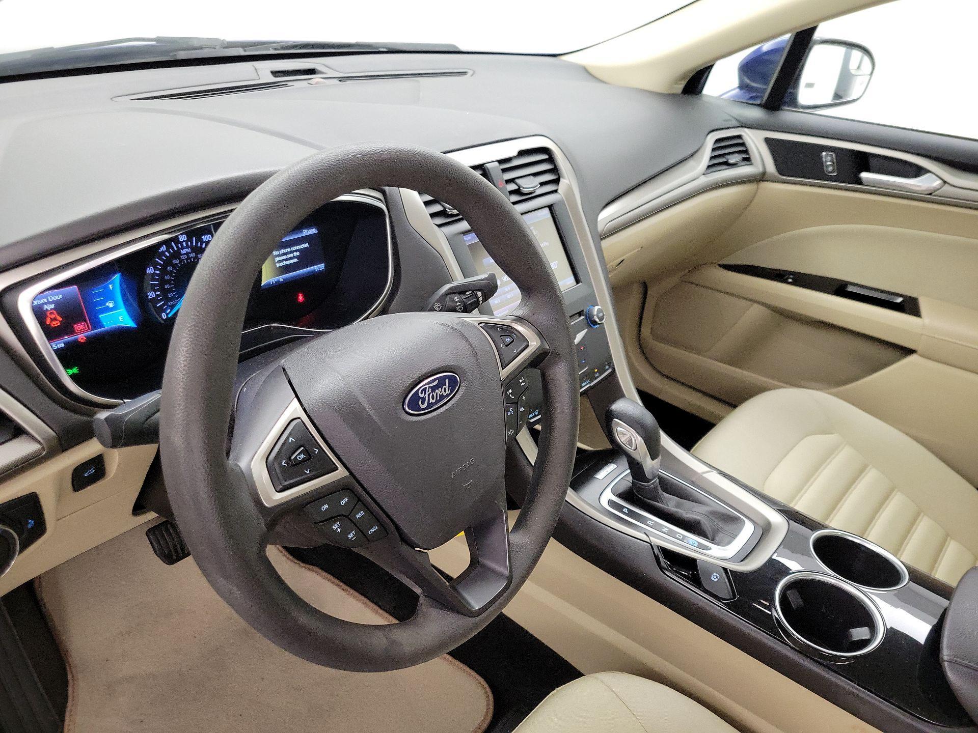 Thumbnail: 2014 Ford Fusion - 9