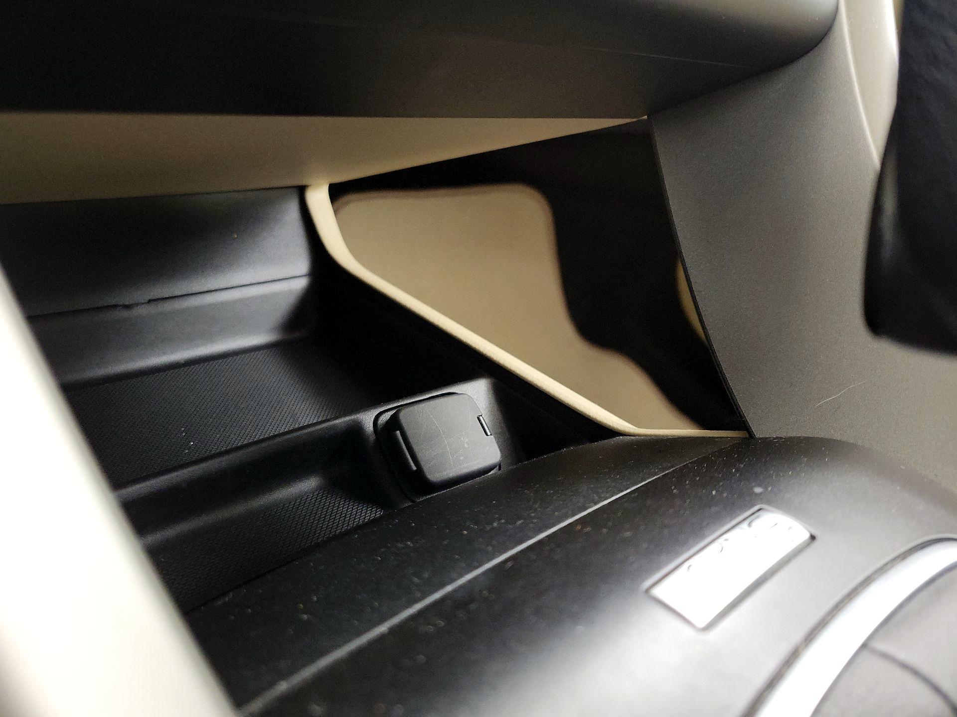 Thumbnail: 2014 Ford Fusion - 18