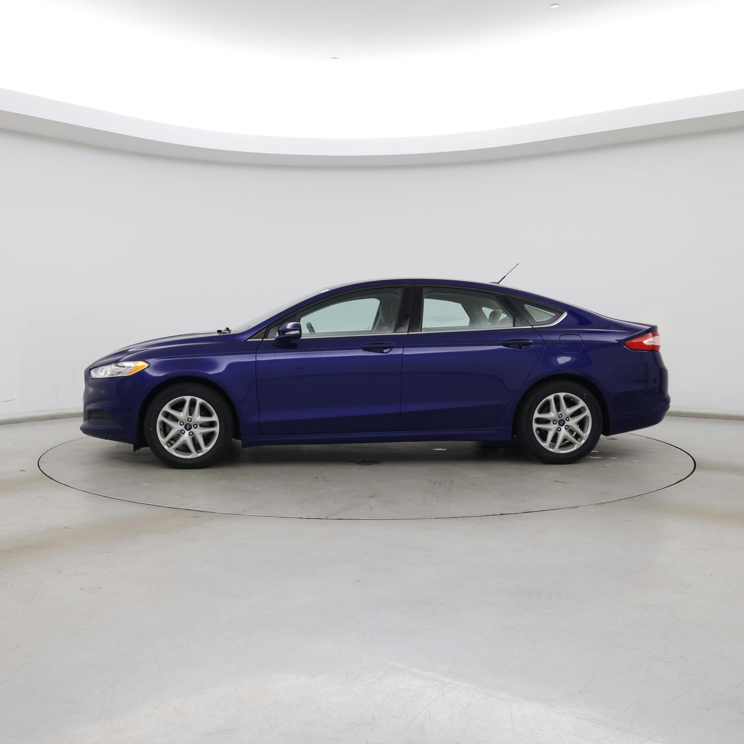Thumbnail: 2014 Ford Fusion - 3