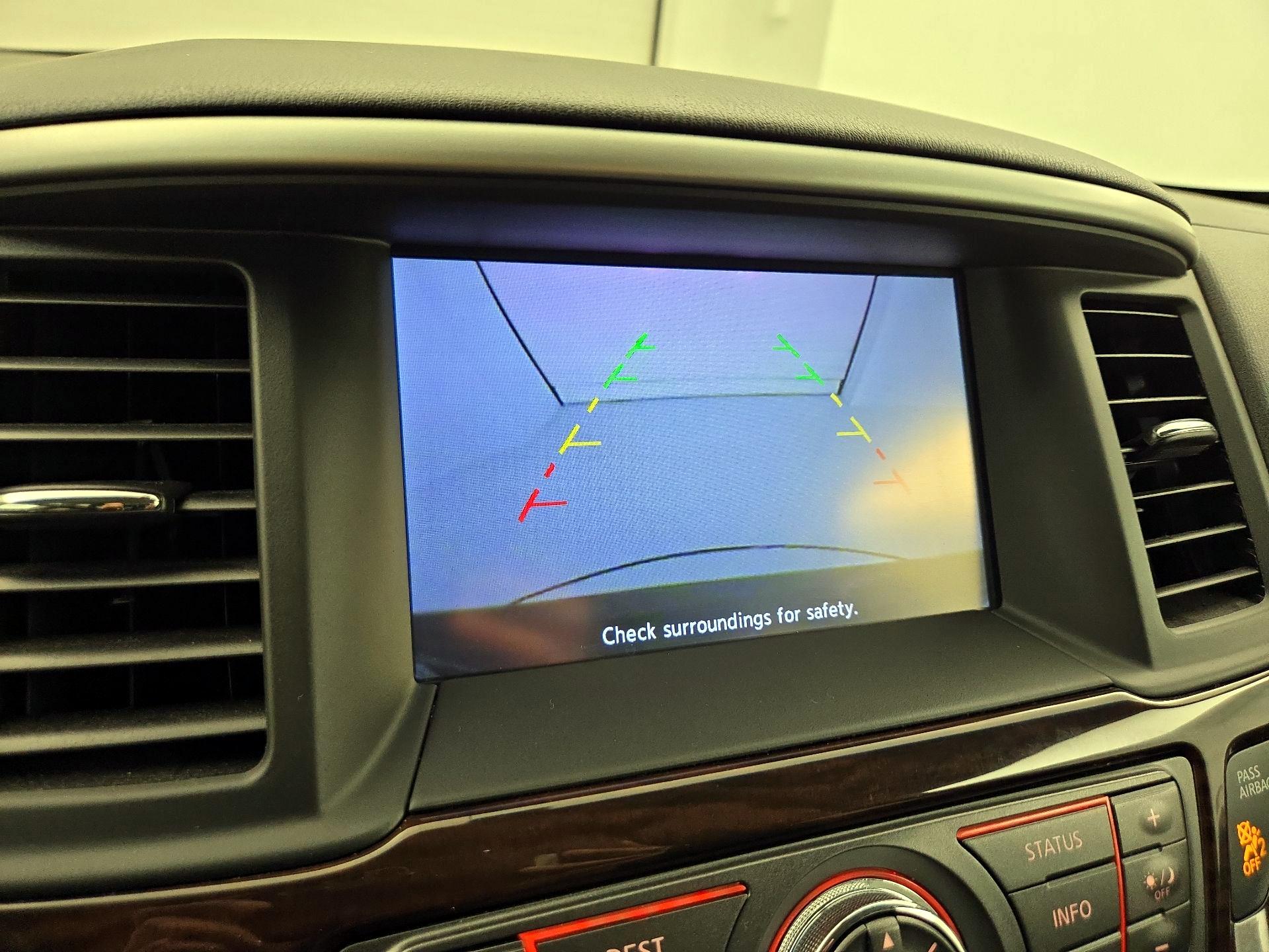 Thumbnail: 2014 Nissan Pathfinder - 14