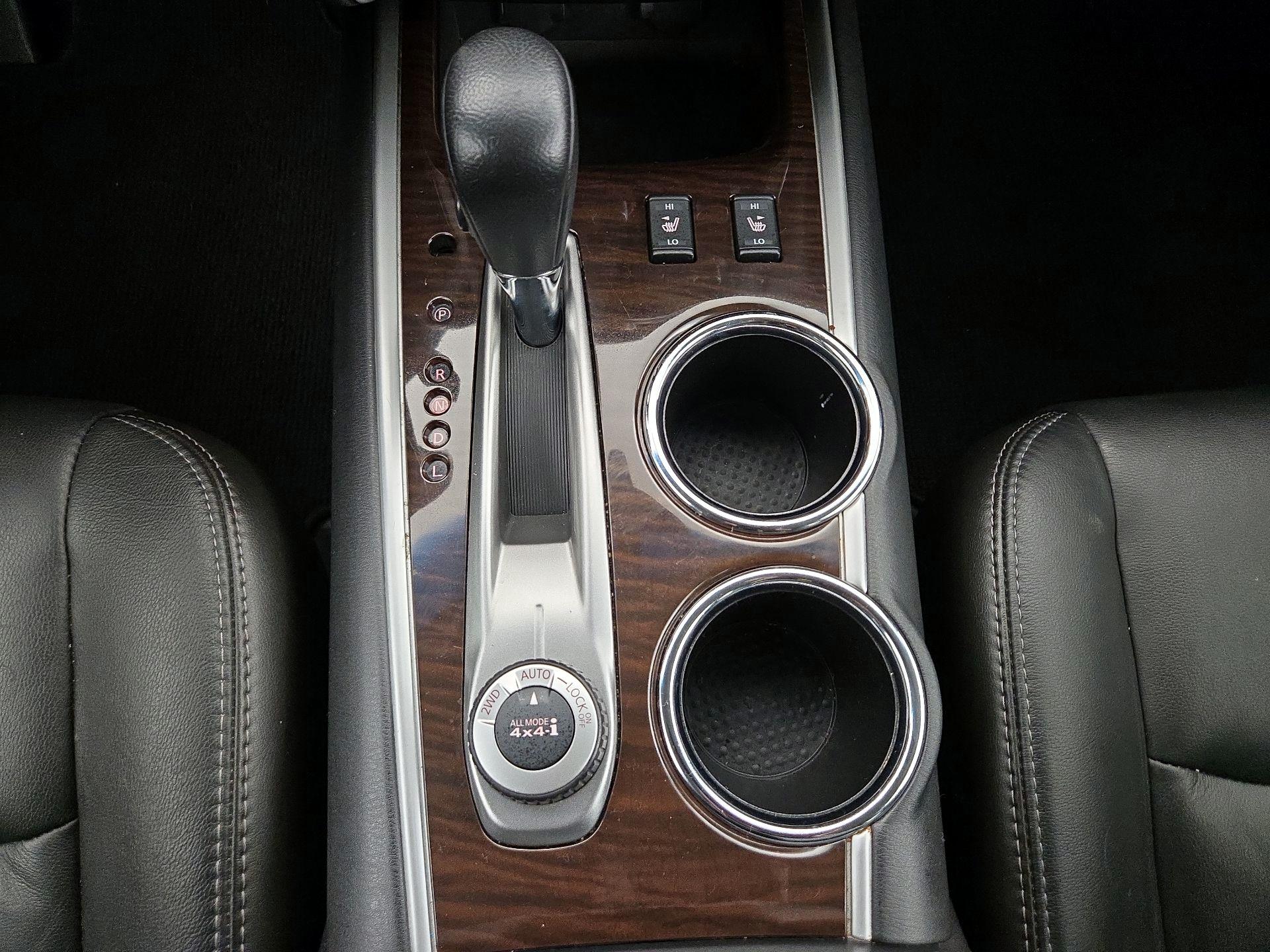 Thumbnail: 2014 Nissan Pathfinder - 17