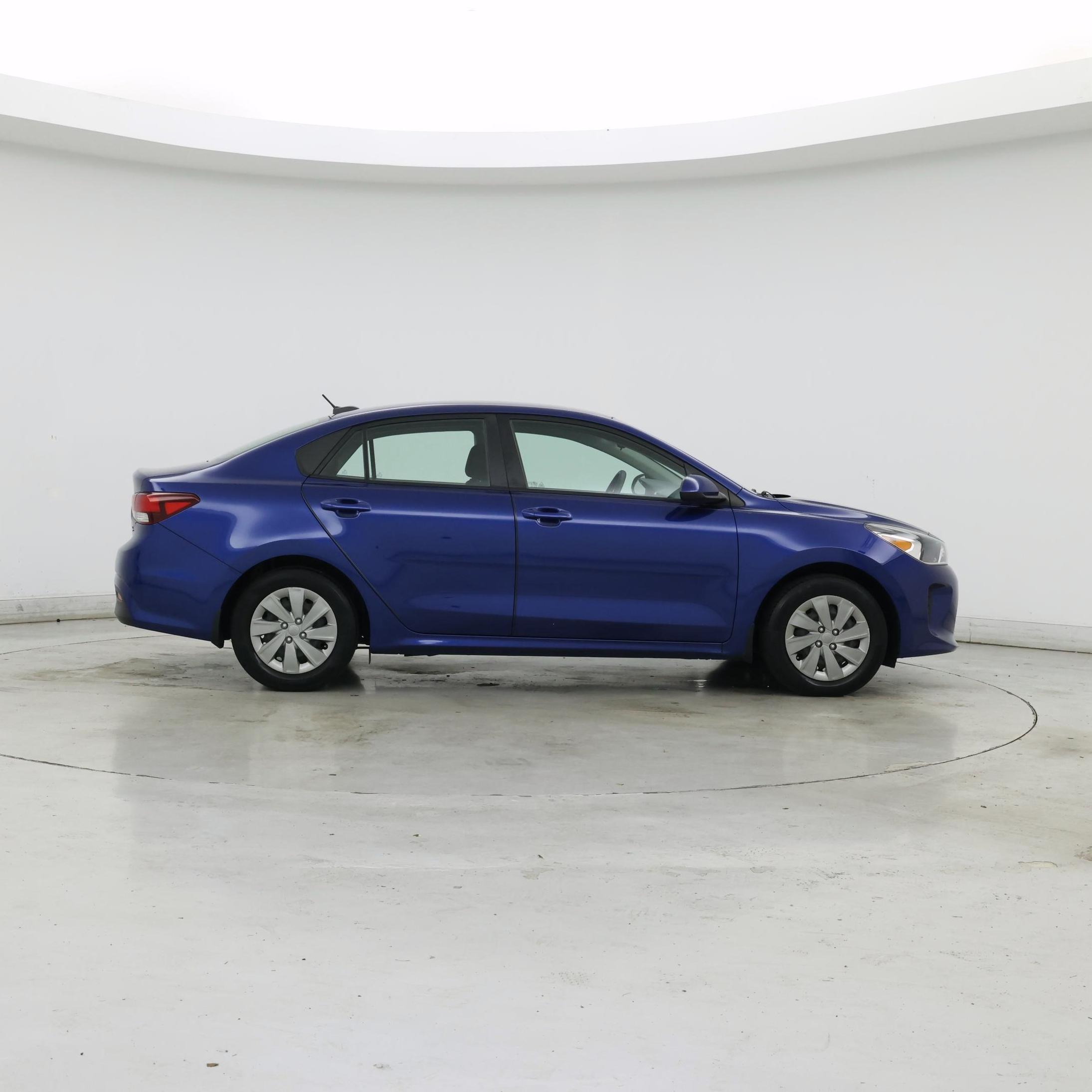 Thumbnail: 2020 Kia Rio - 7