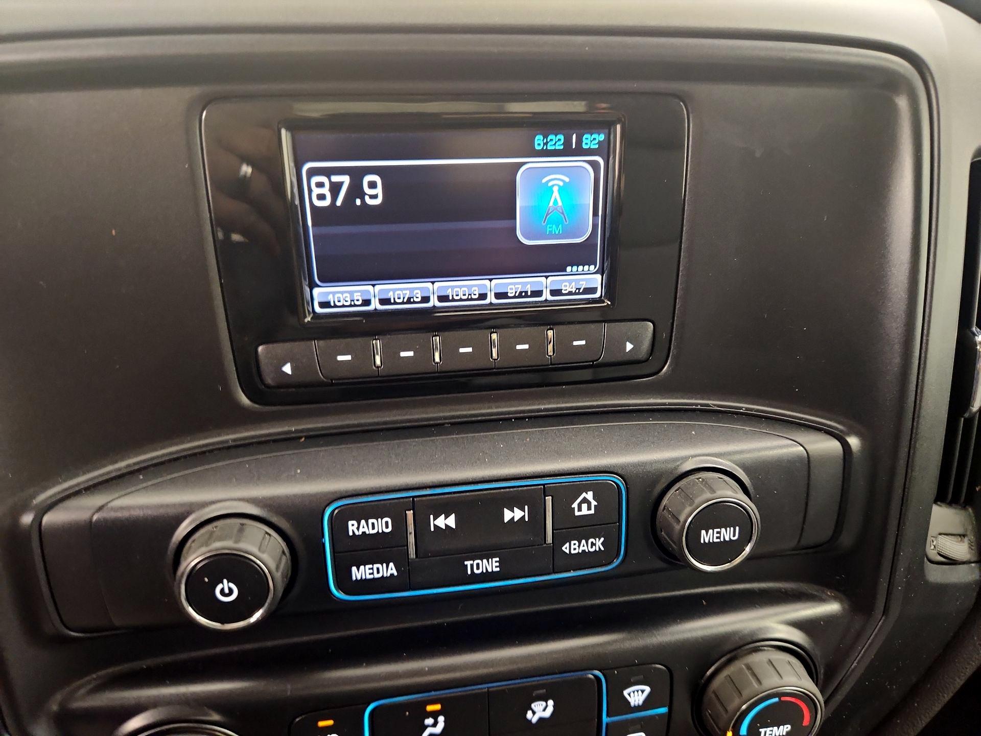 Thumbnail: 2014 Chevrolet Silverado 1500 - 14