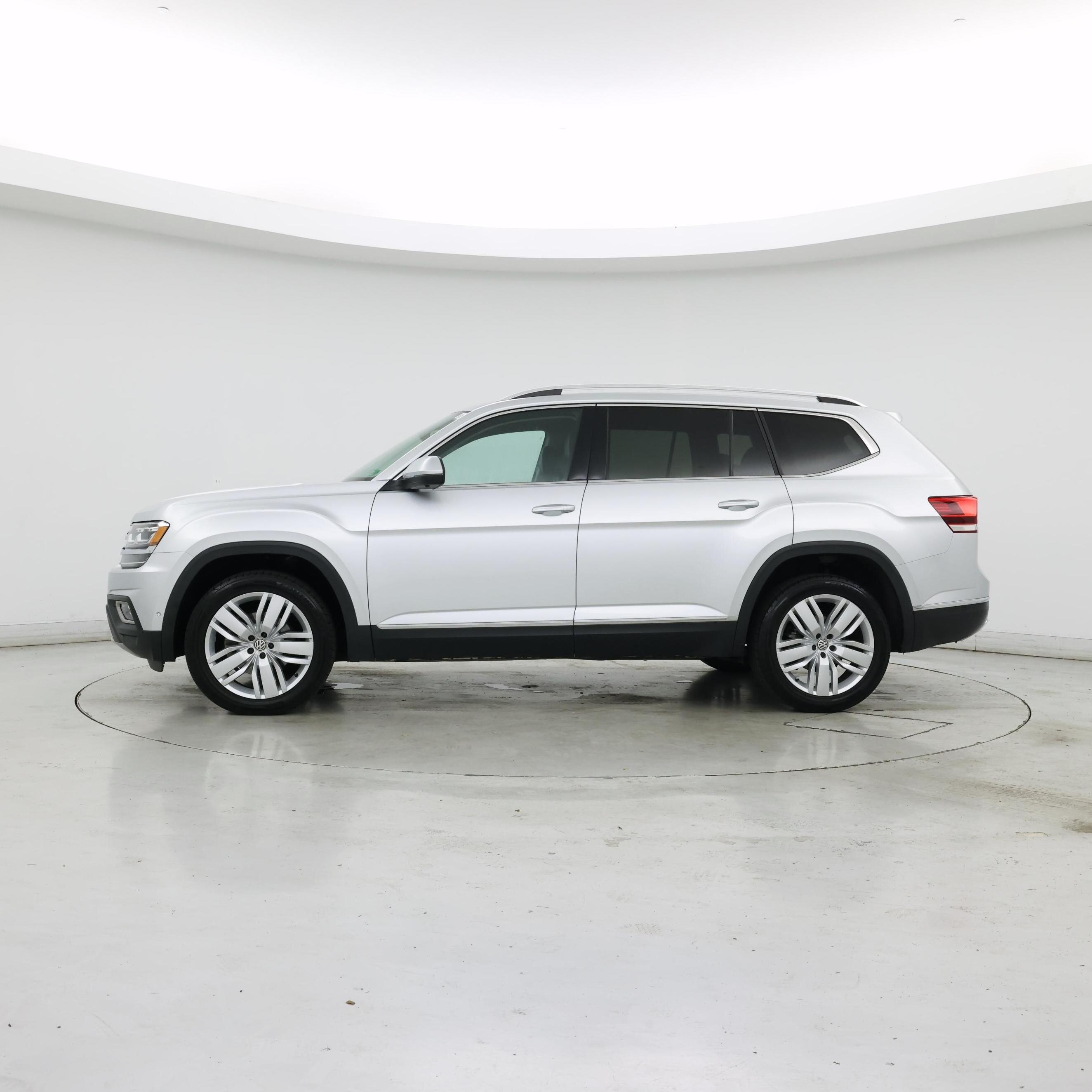 Thumbnail: 2019 Volkswagen Atlas - 3