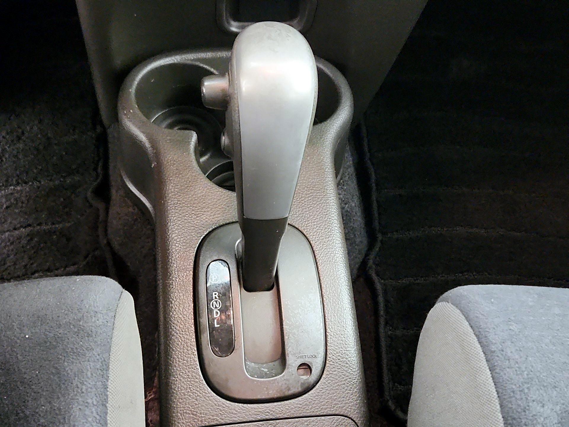 Thumbnail: 2013 Nissan Cube - 16