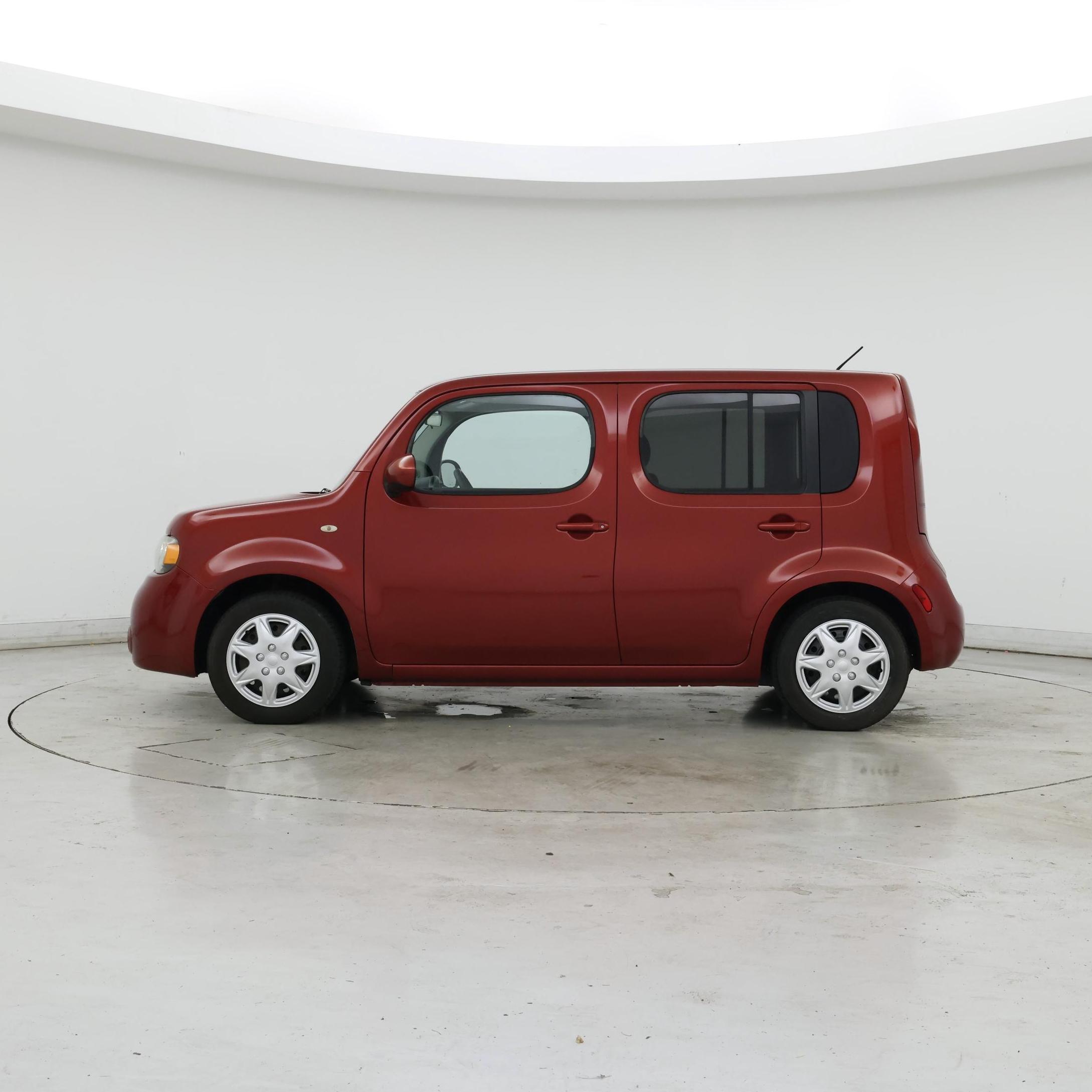 Thumbnail: 2013 Nissan Cube - 3